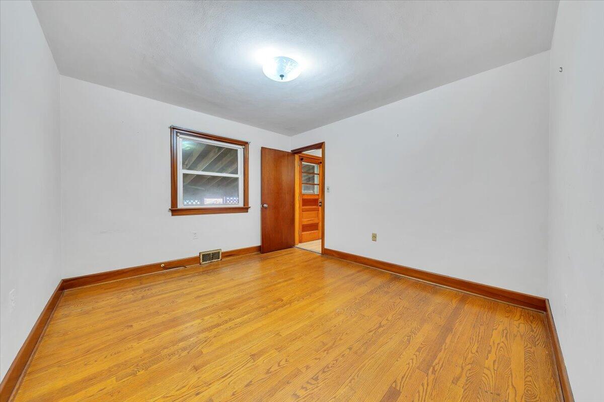 3110 Crockett AVE NW