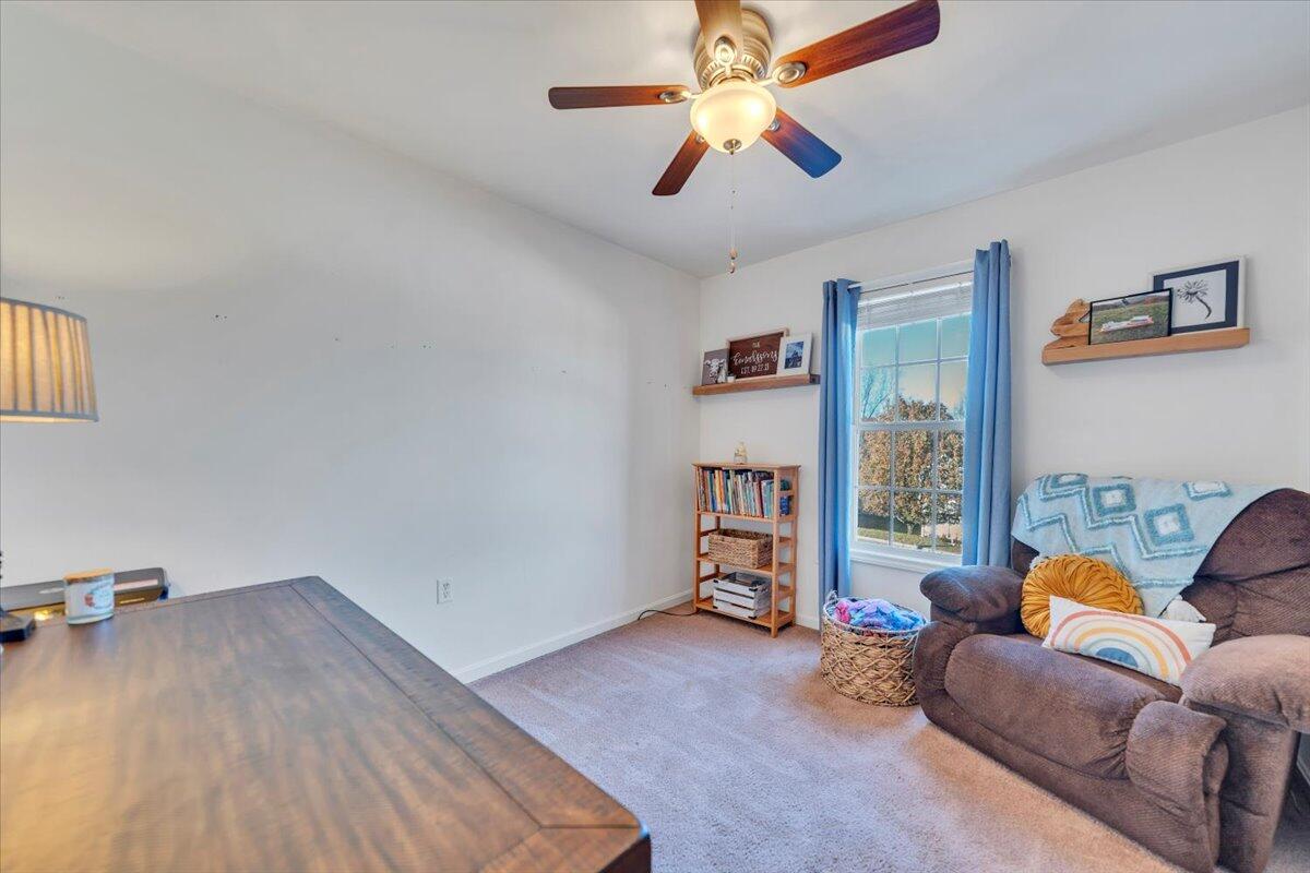 232 Eugene DR NW