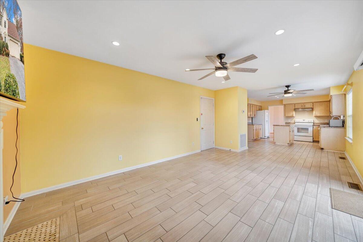 4715 Ivy Green CT