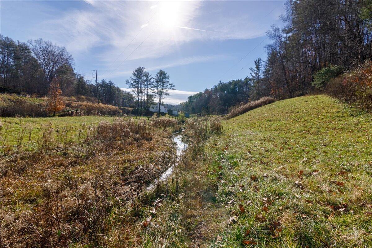 4668 Webbs Mill RD