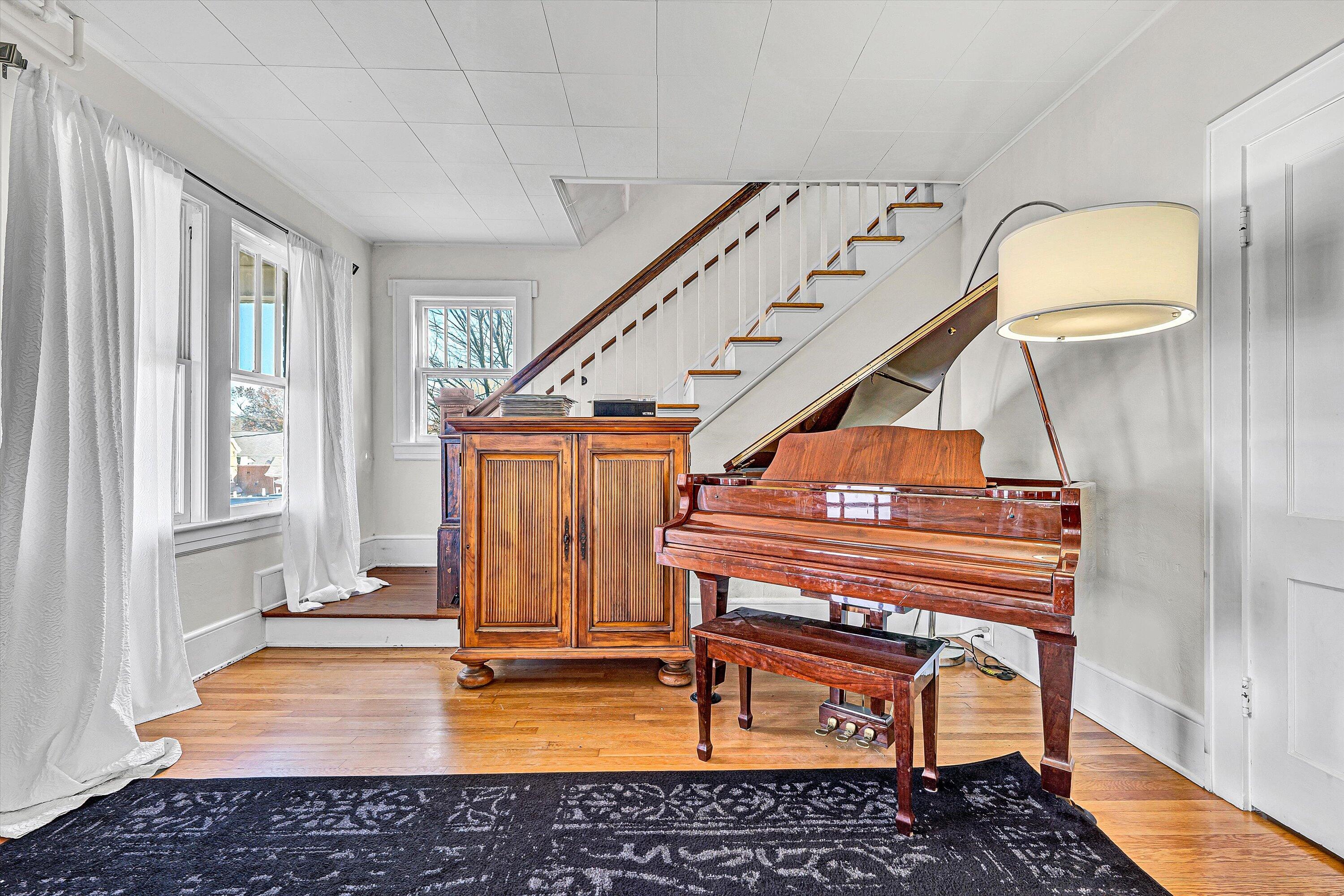 2660 Sweetbrier AVE SW