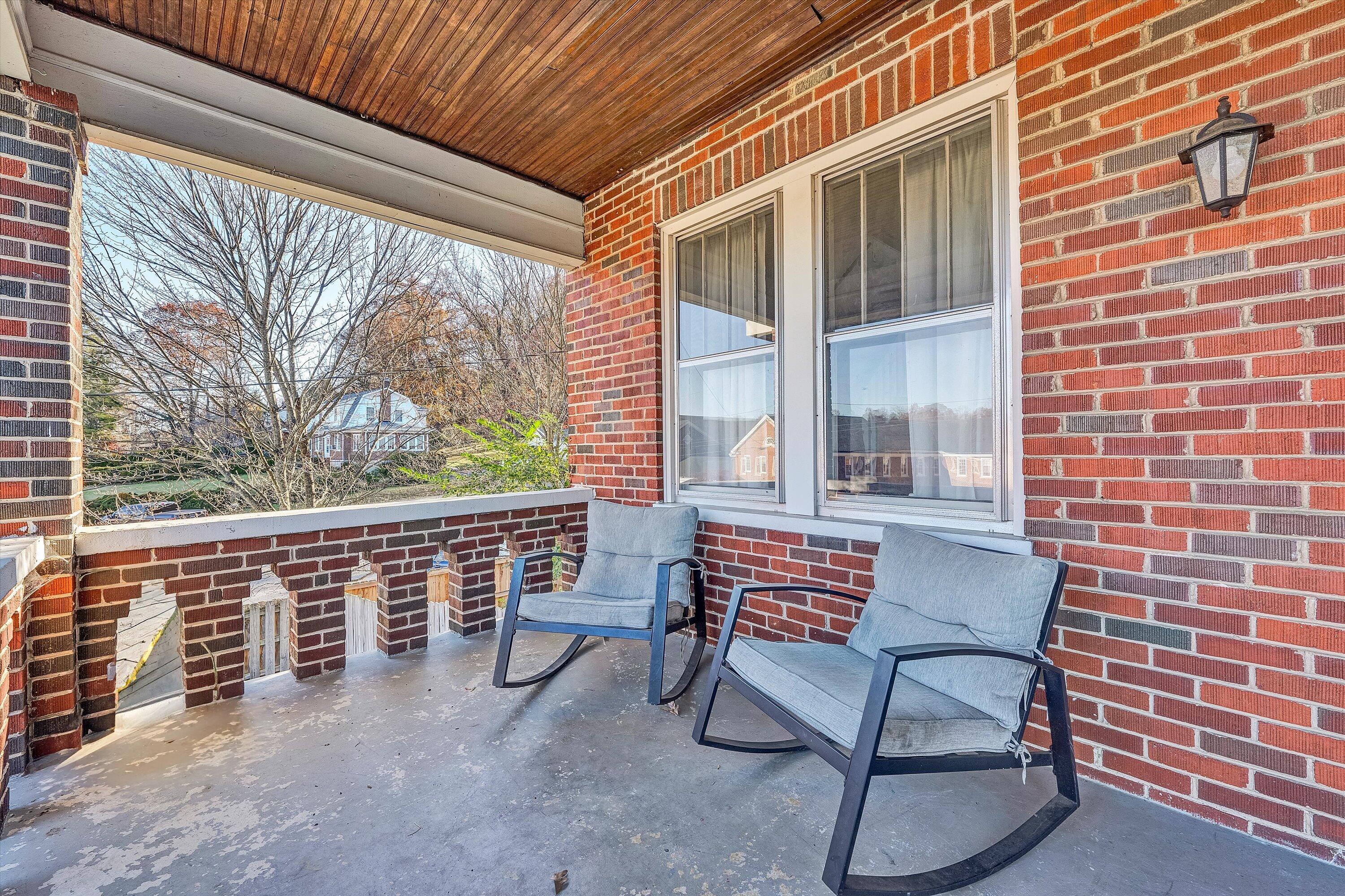 2660 Sweetbrier AVE SW