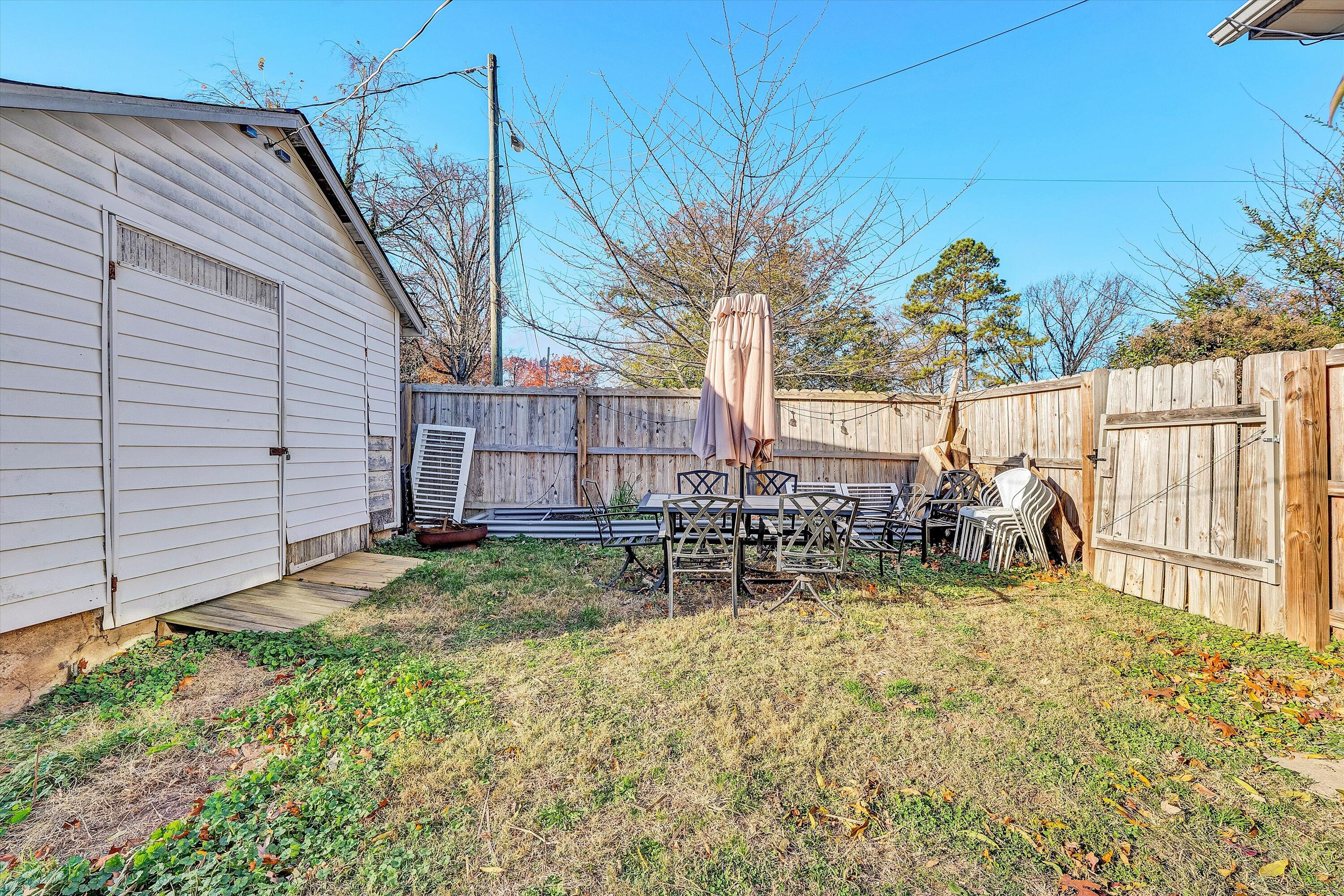 2660 Sweetbrier AVE SW