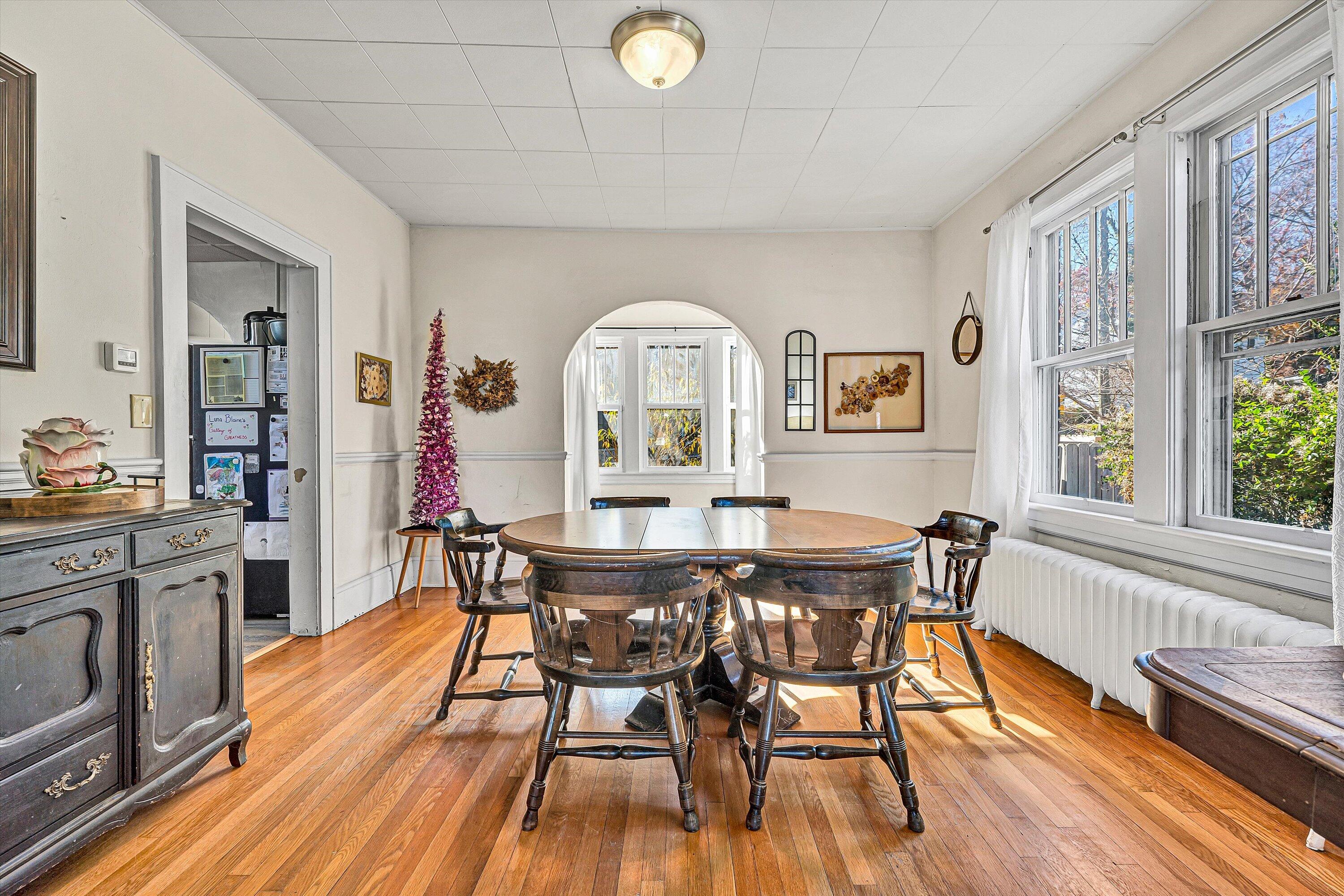 2660 Sweetbrier AVE SW