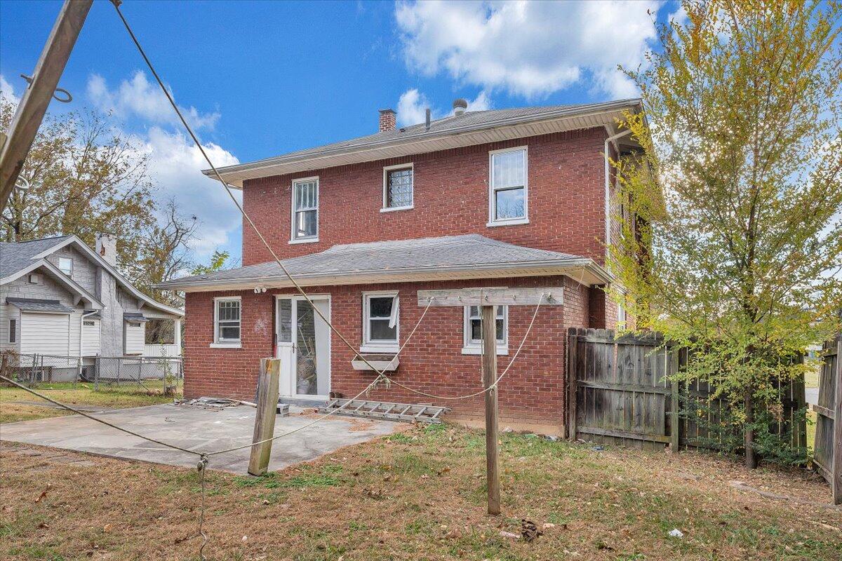 3309 Birchwood AVE NE