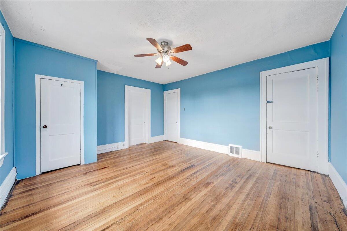 3309 Birchwood AVE NE