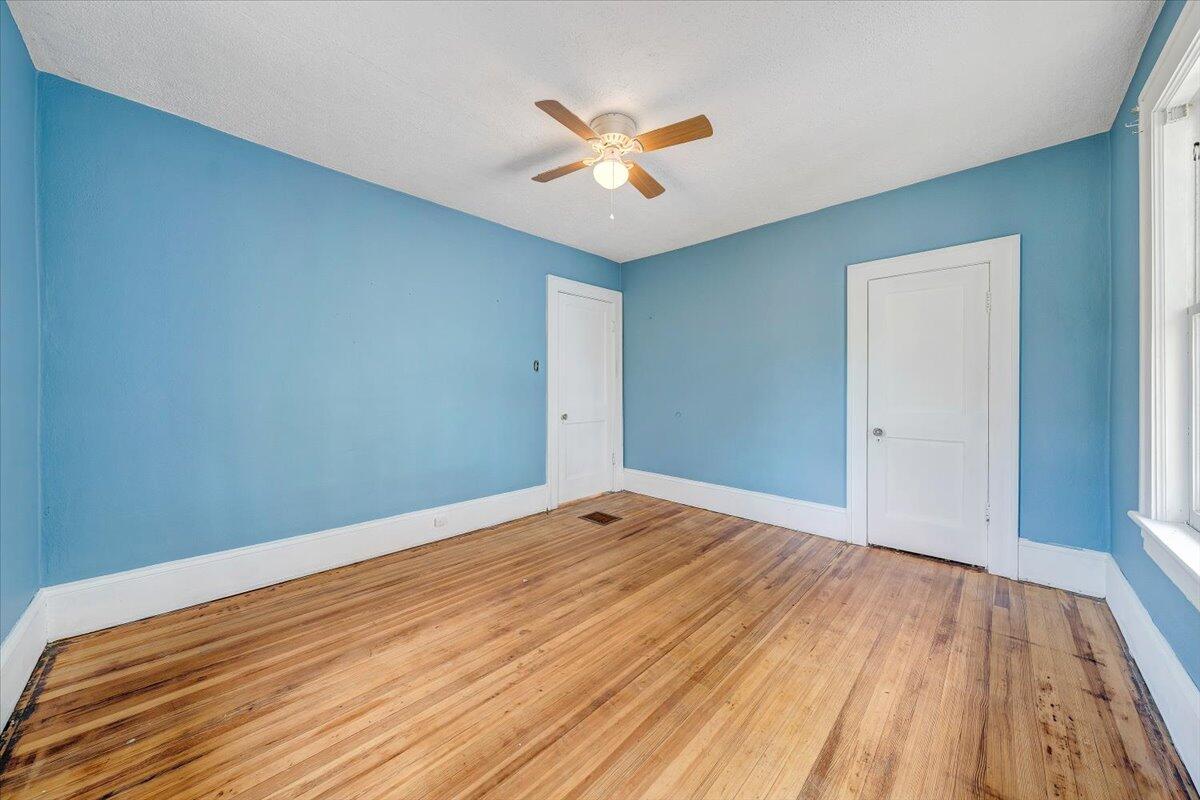 3309 Birchwood AVE NE