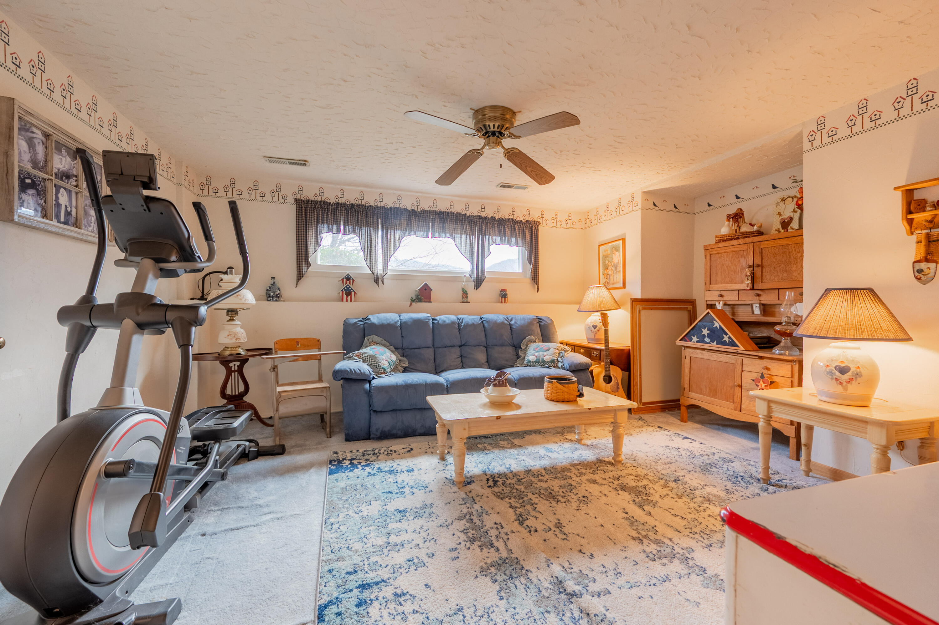 8011 Cedar Edge RD