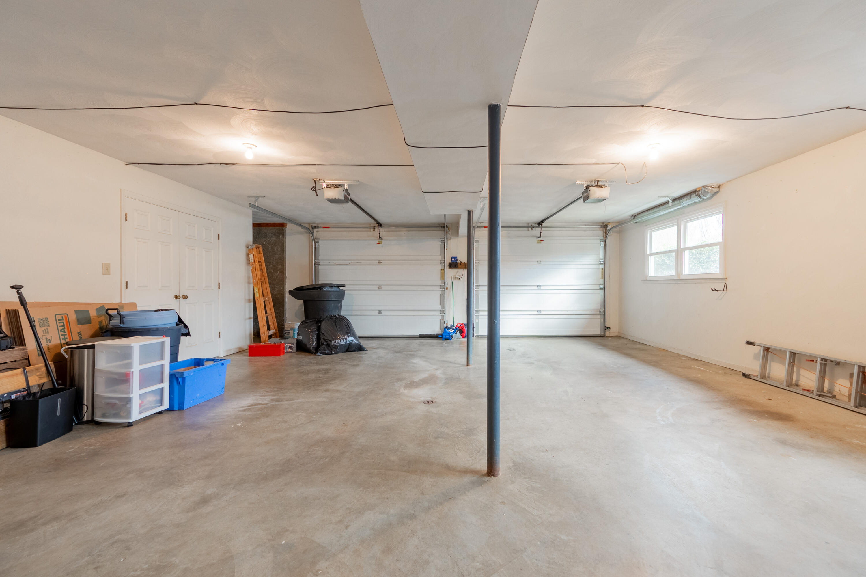 8011 Cedar Edge RD