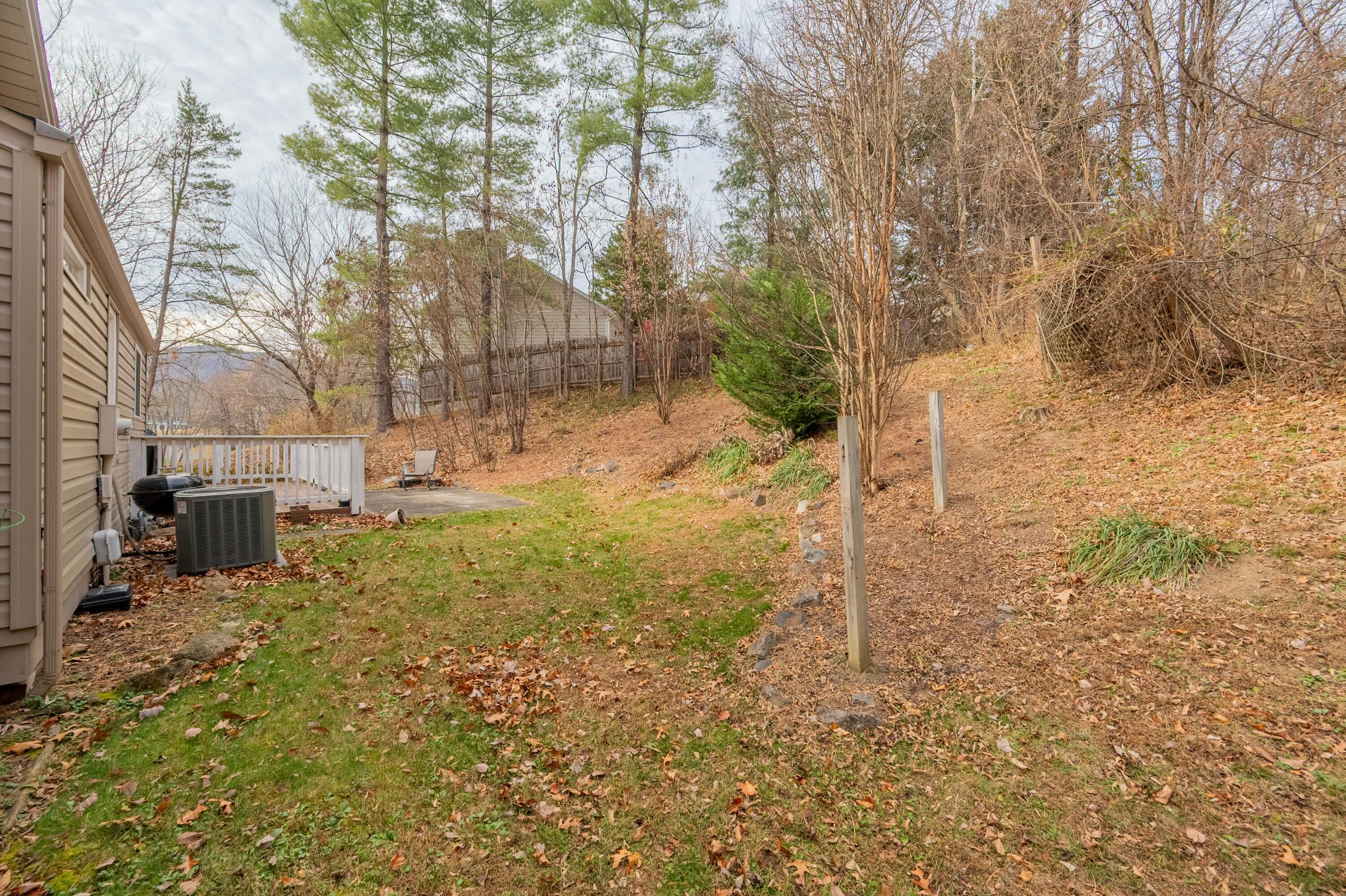 8011 Cedar Edge RD