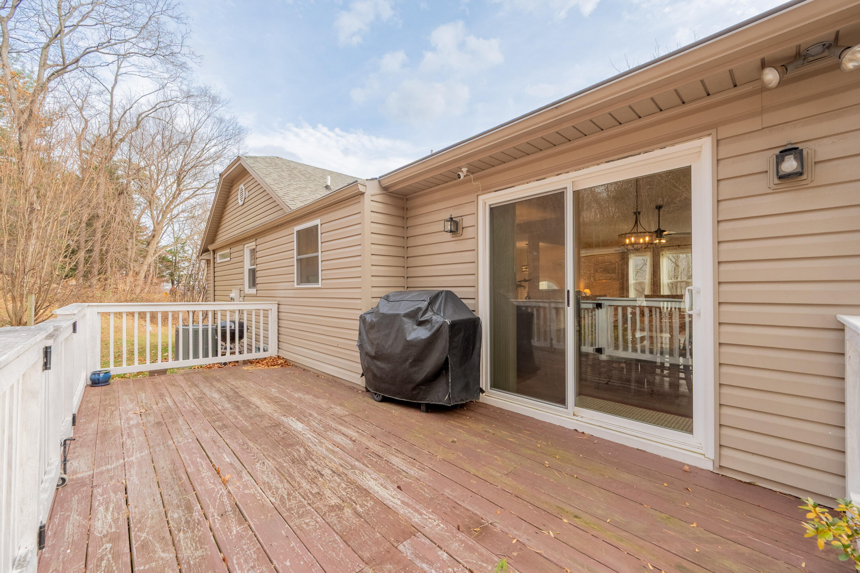 8011 Cedar Edge RD