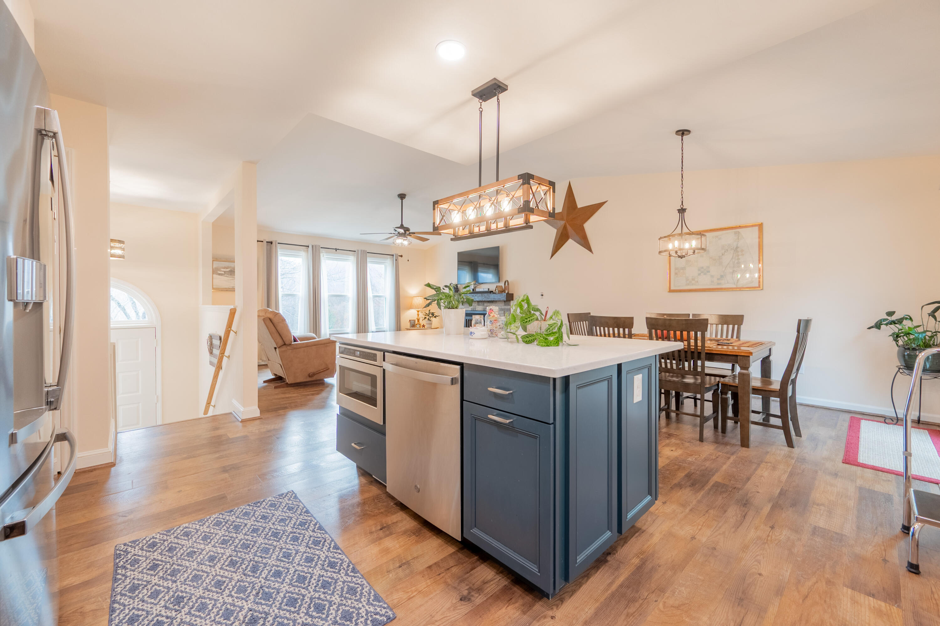8011 Cedar Edge RD
