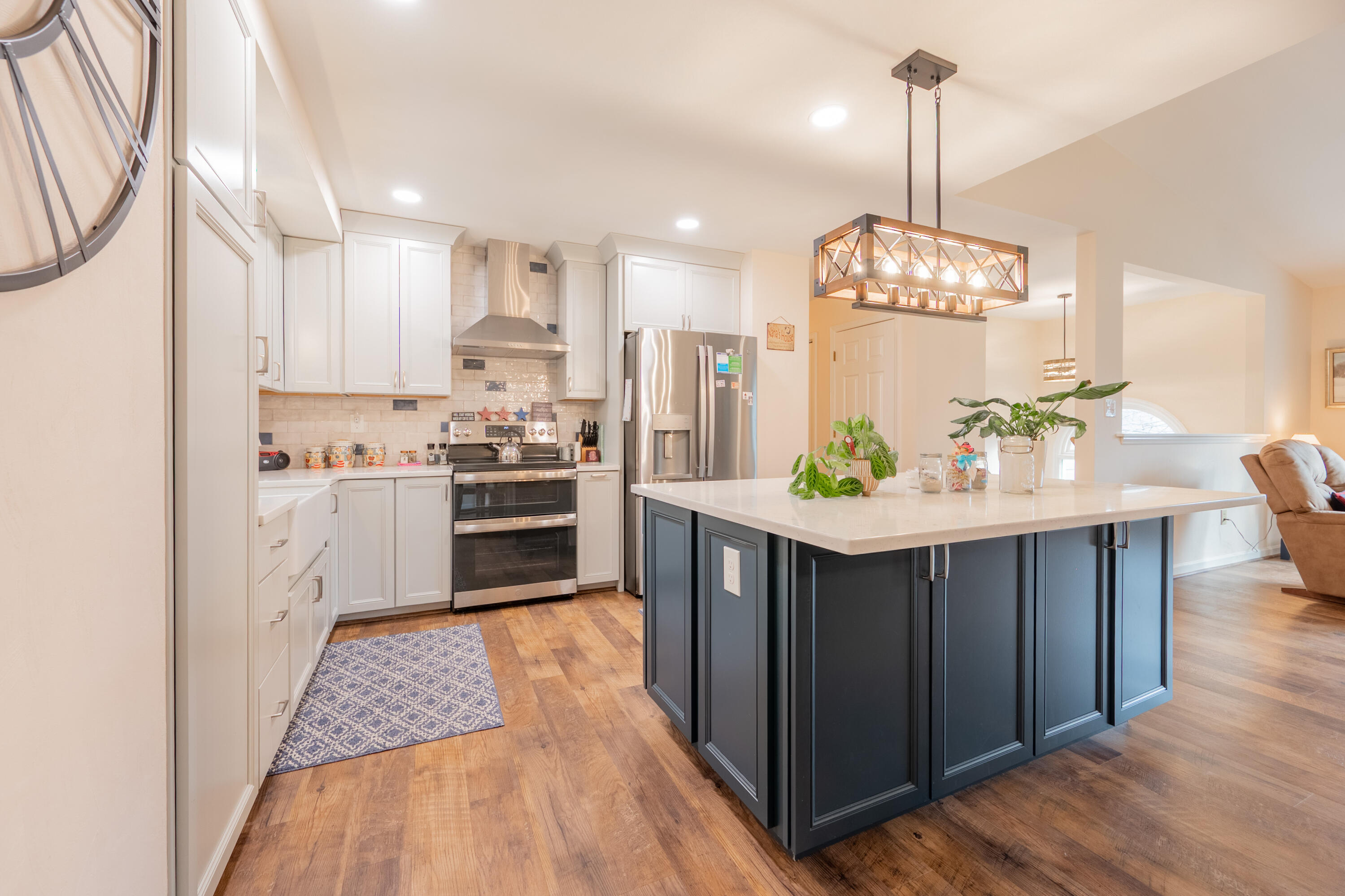 8011 Cedar Edge RD