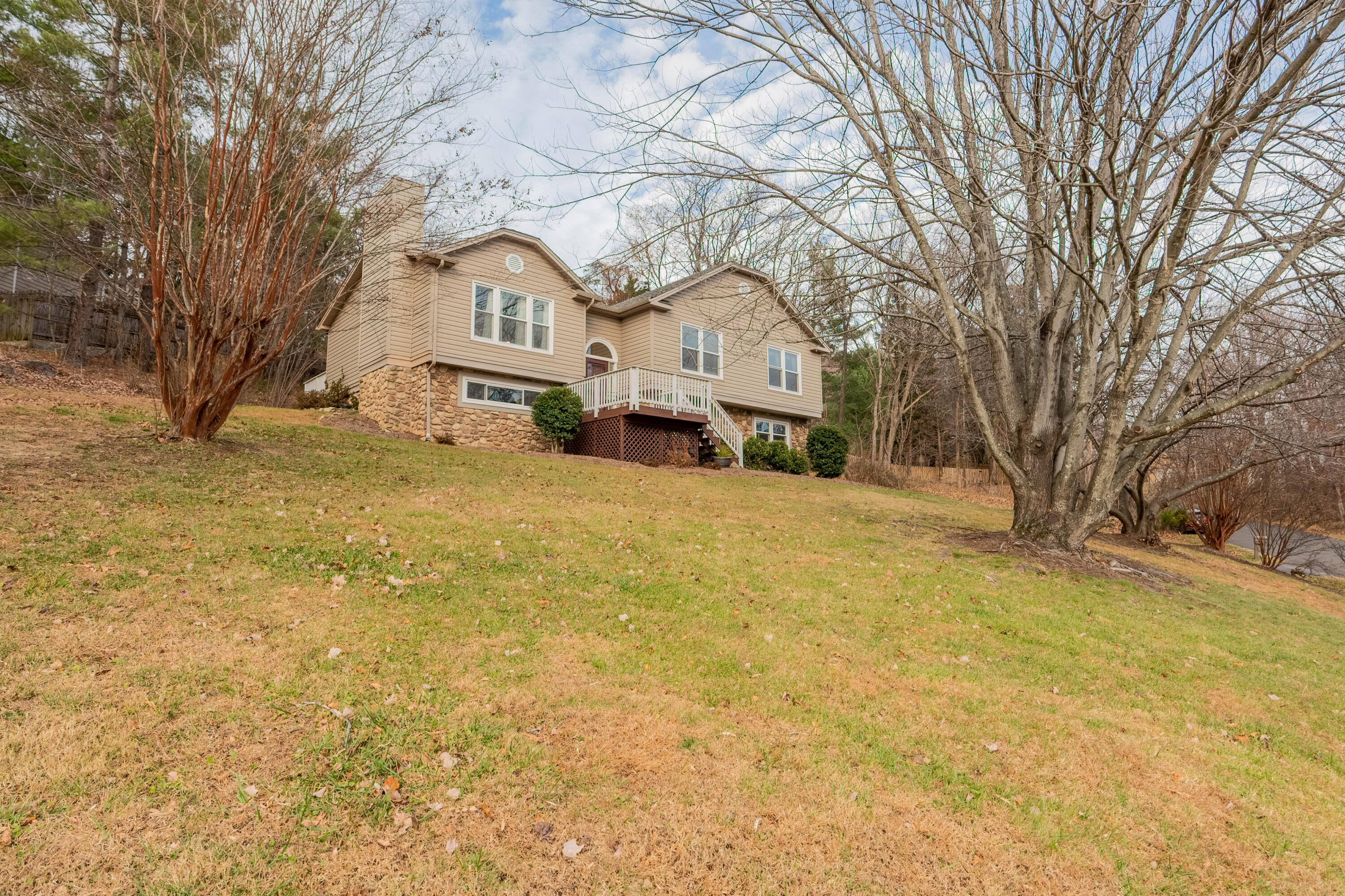 8011 Cedar Edge RD