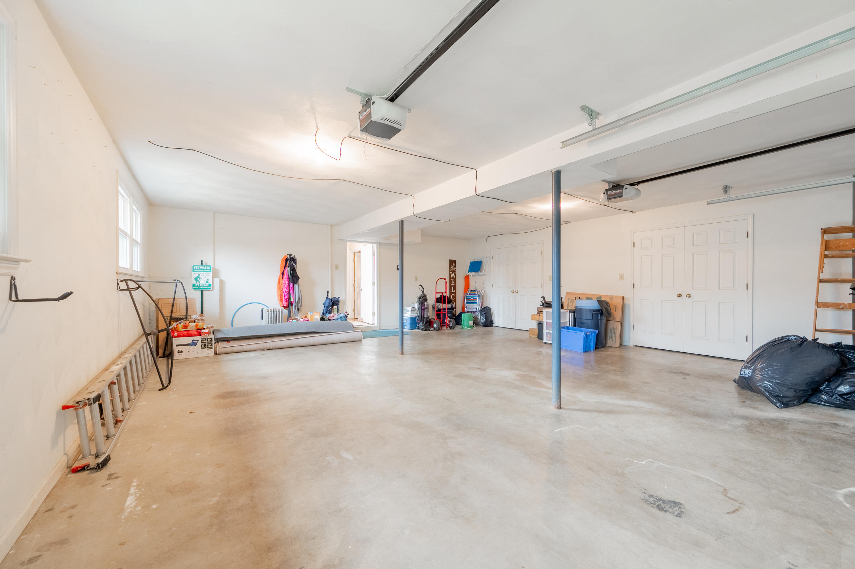 8011 Cedar Edge RD