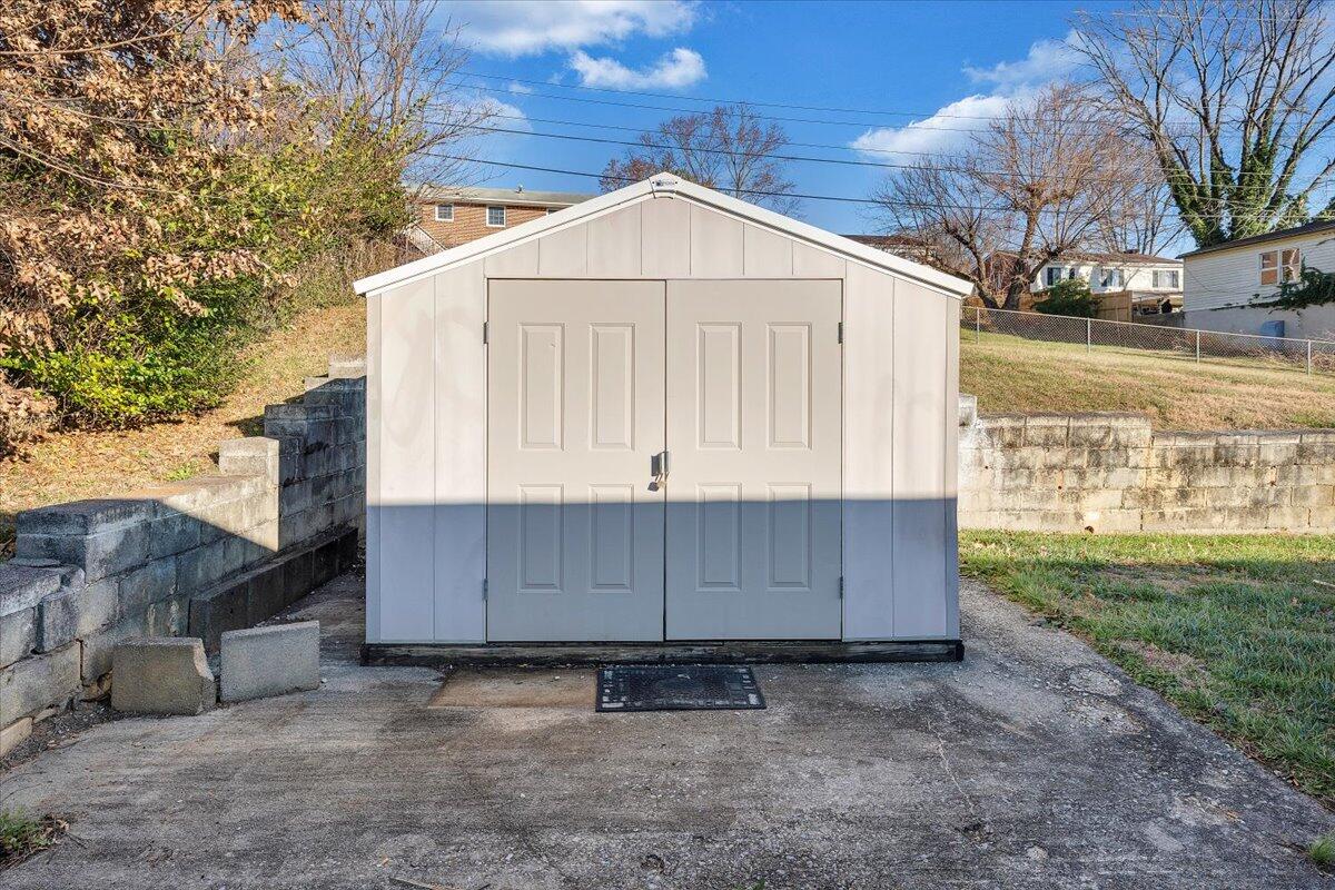 163 Tampa DR