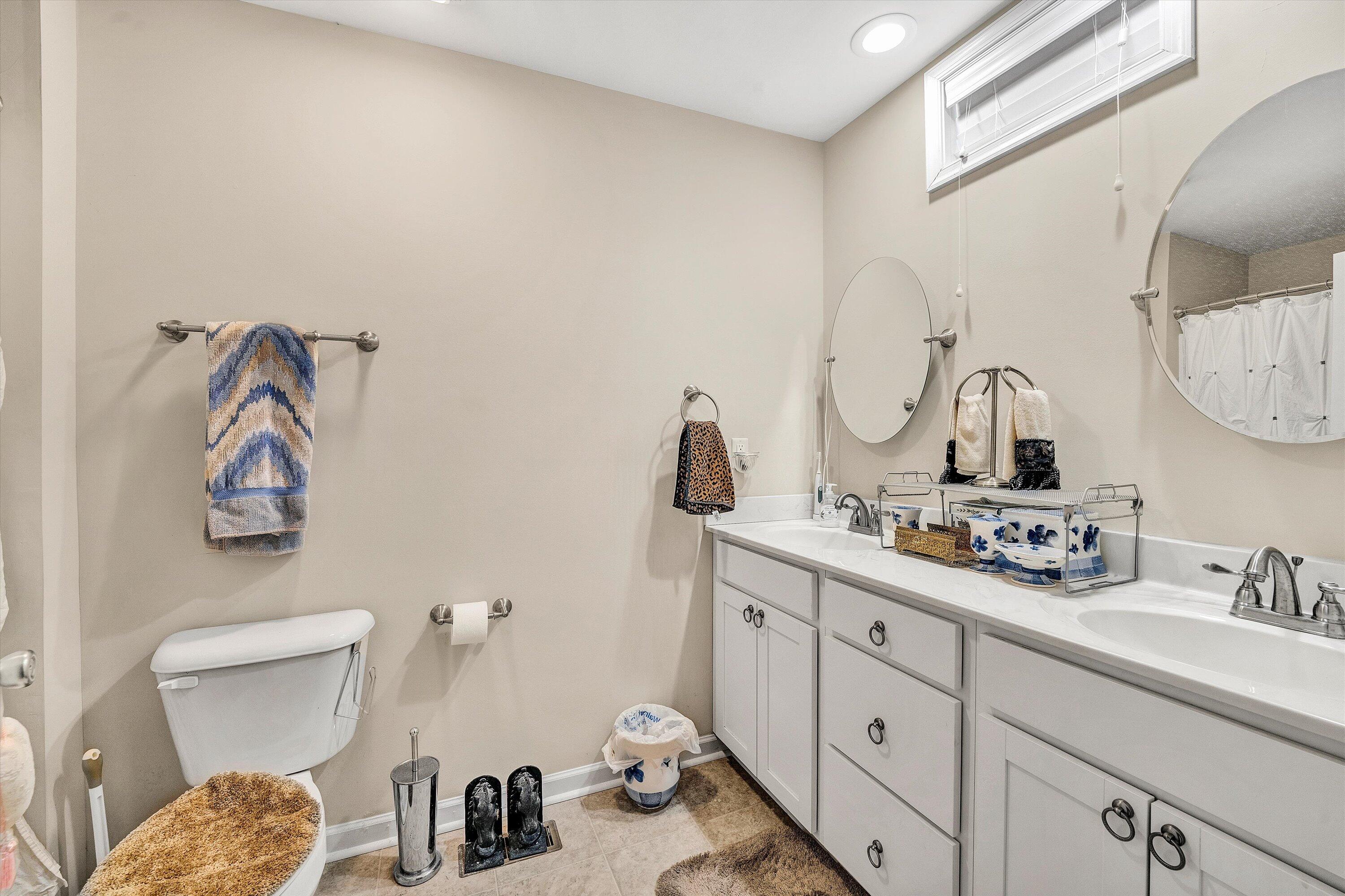 1287 Emerald Crest DR