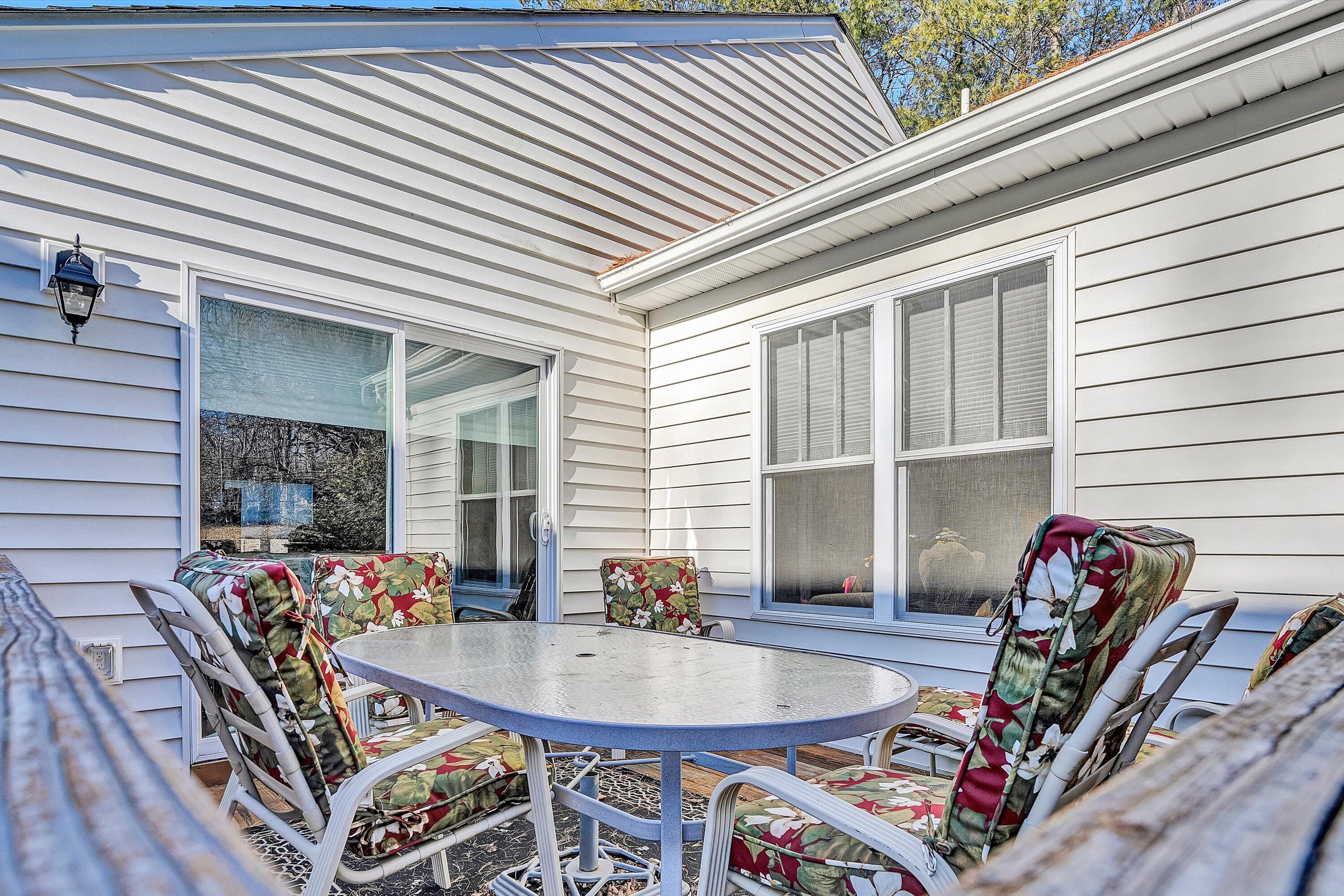 1287 Emerald Crest DR