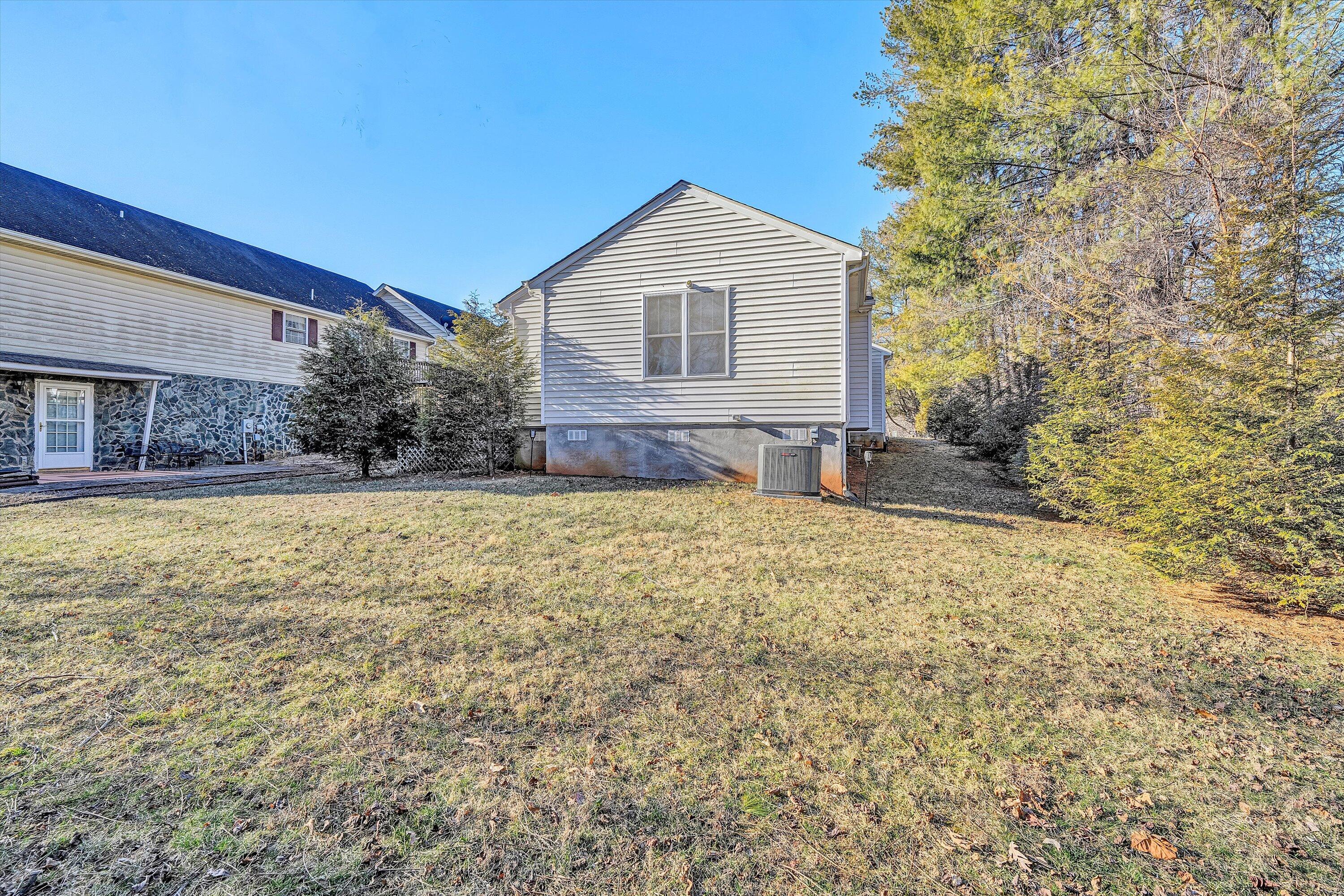 1287 Emerald Crest DR