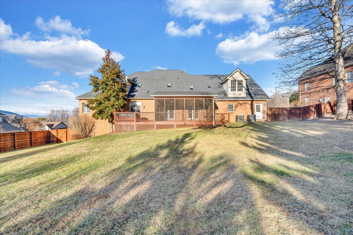 232 Post Oak DR