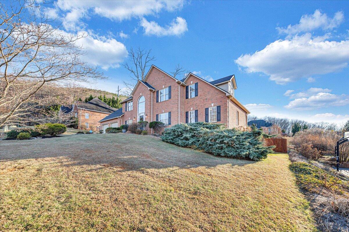 232 Post Oak DR