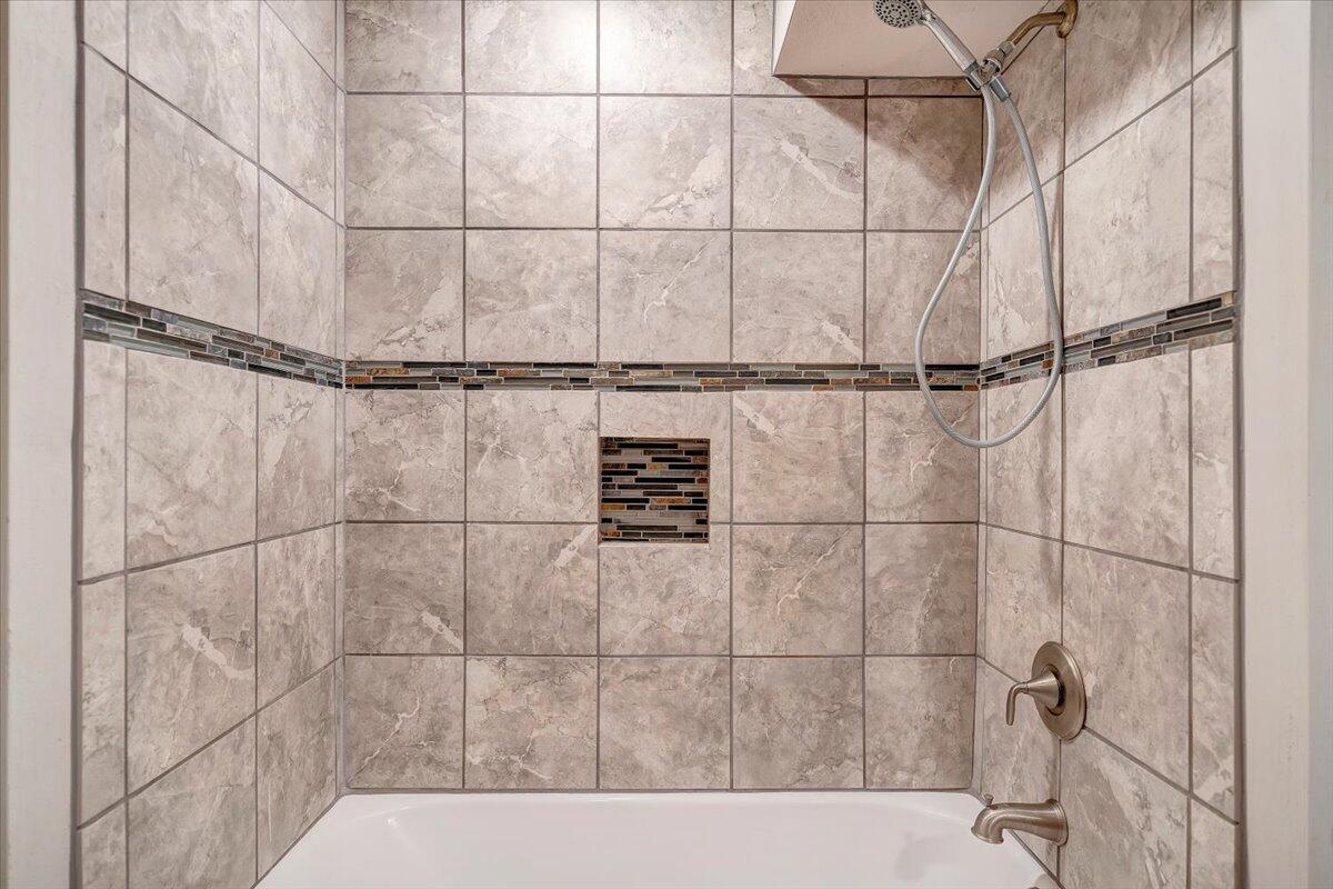 232 Post Oak DR