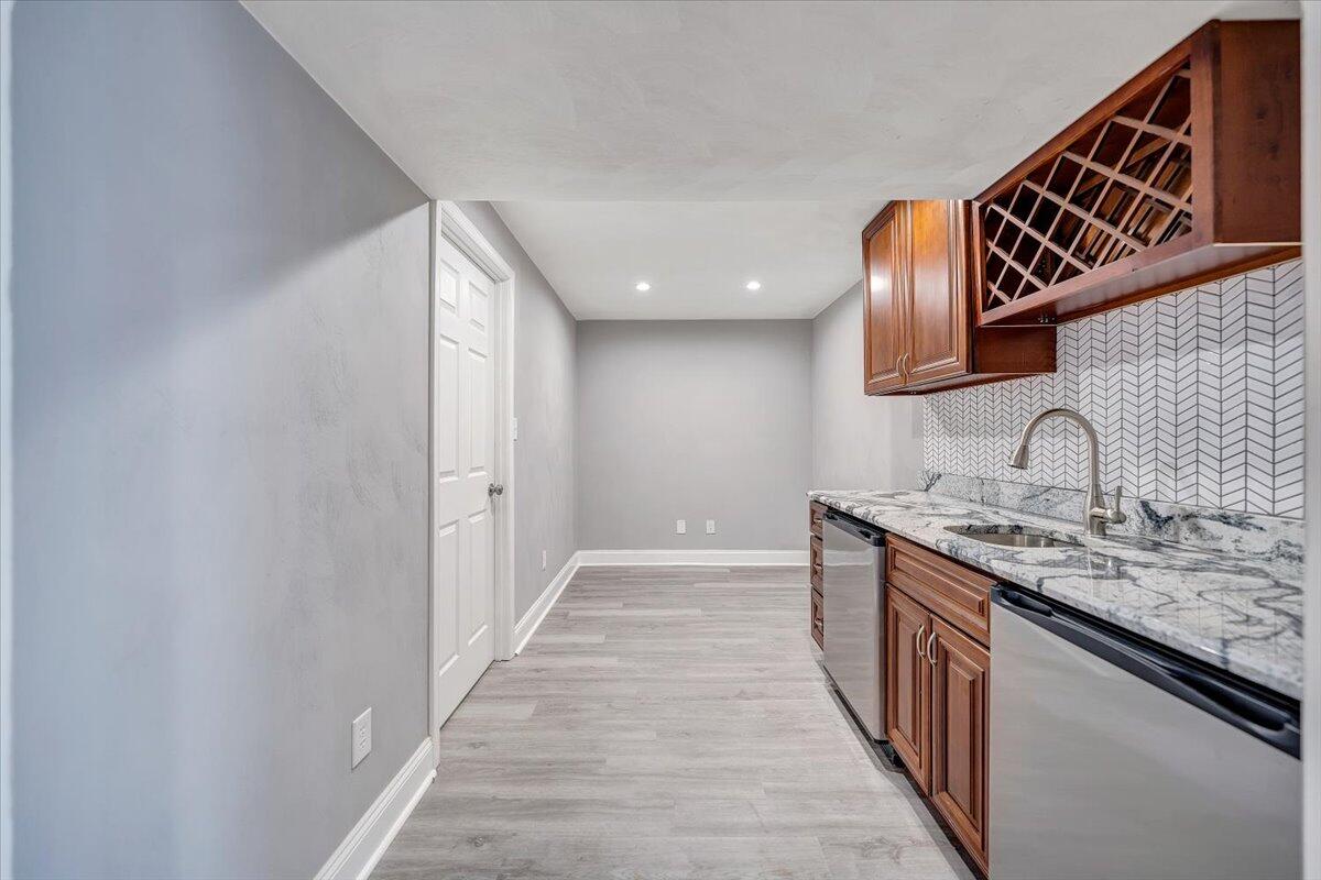 232 Post Oak DR