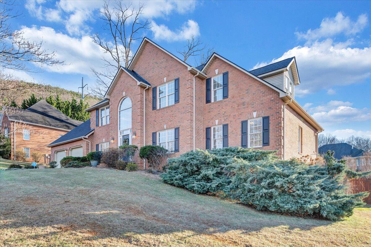 232 Post Oak DR