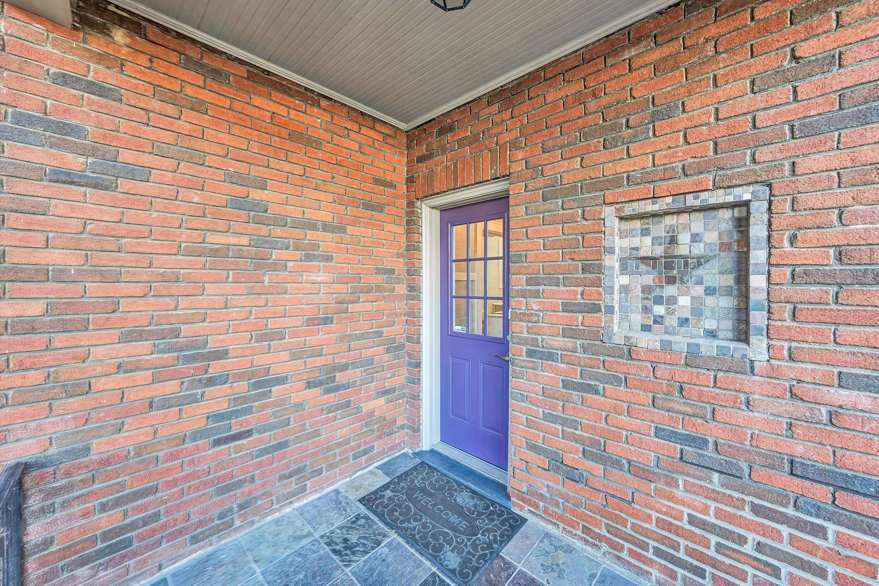 2705 Wycliffe AVE SW