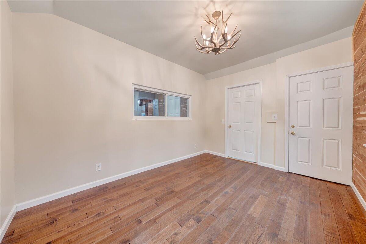 1203 1203 Bottom Creek Lane LN