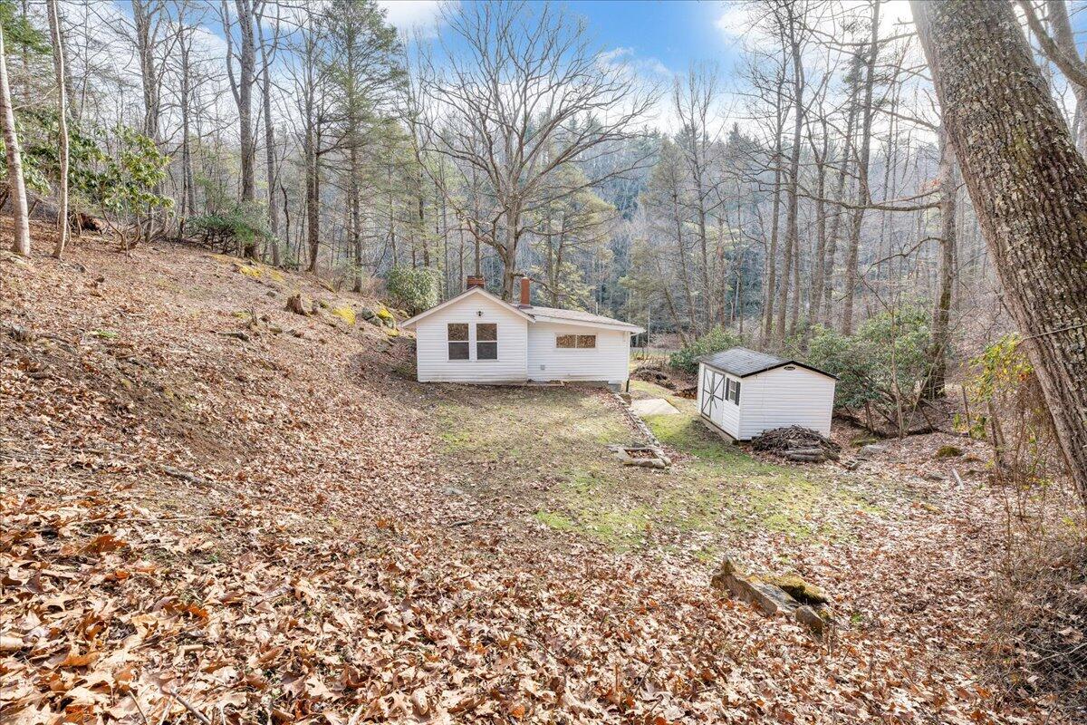 1203 1203 Bottom Creek Lane LN