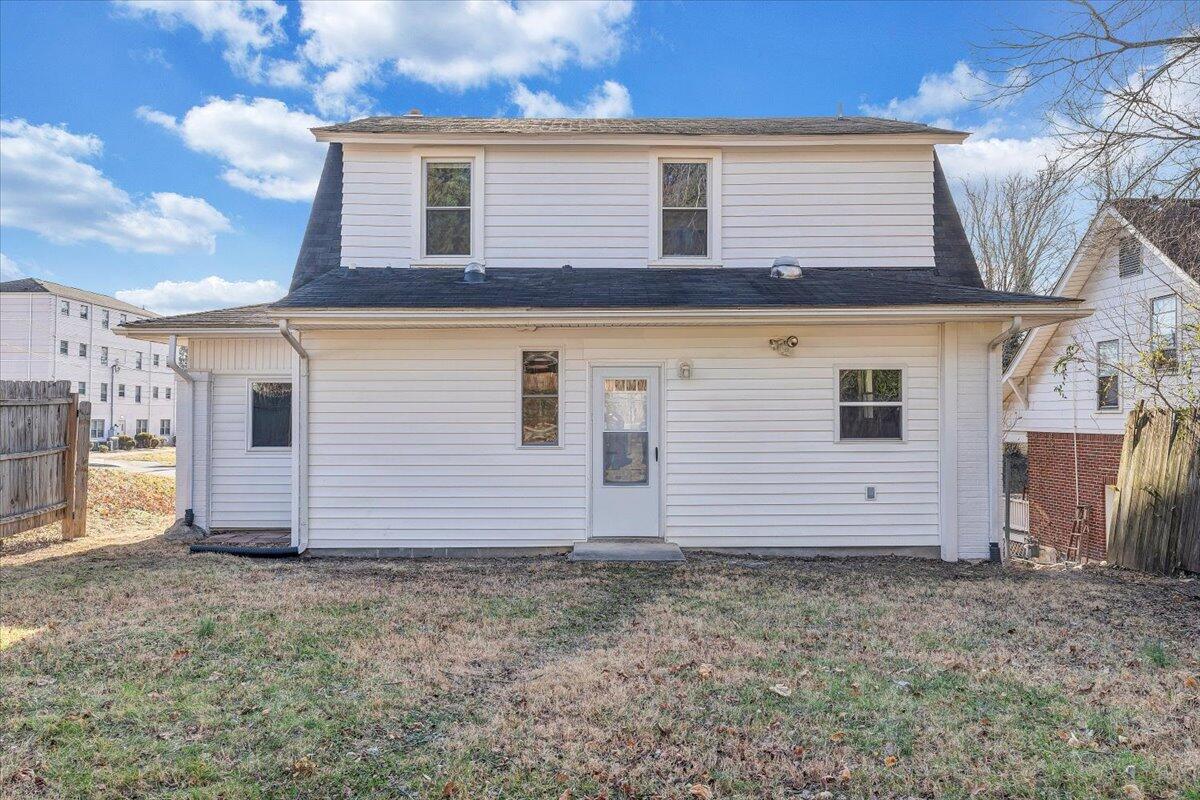 1601 Bluemont AVE SW
