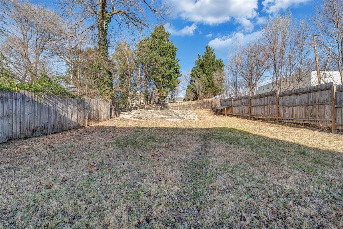 1601 Bluemont AVE SW