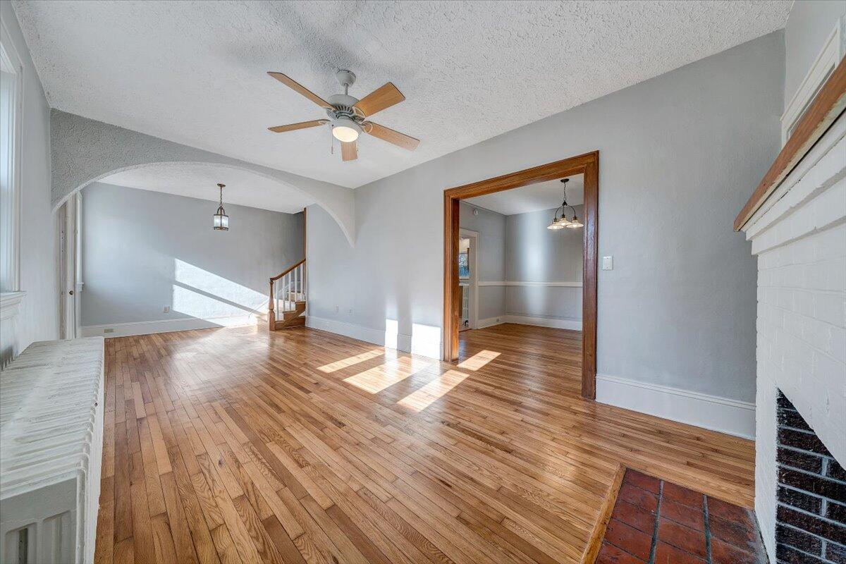 1601 Bluemont AVE SW