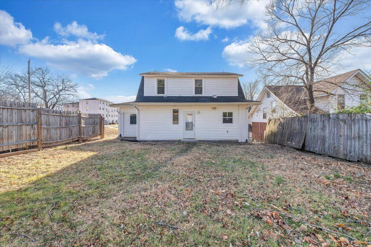 1601 Bluemont AVE SW