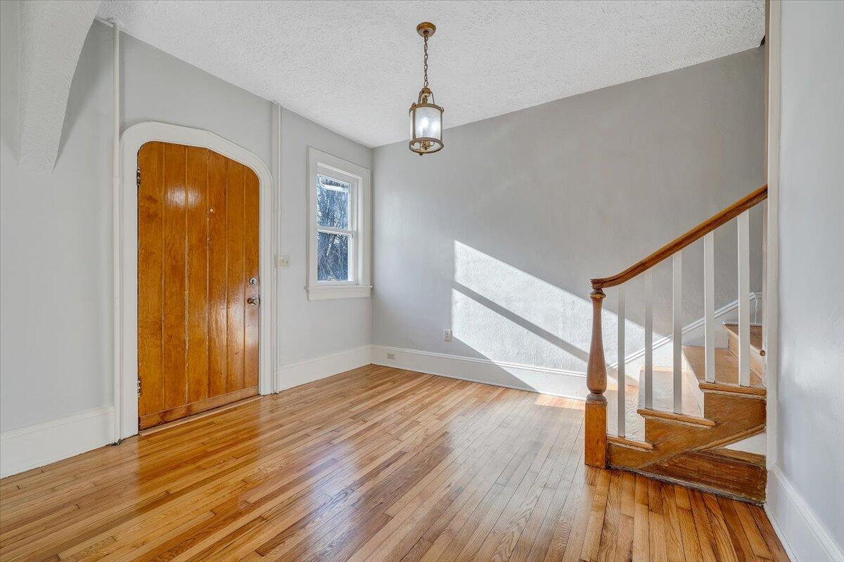 1601 Bluemont AVE SW