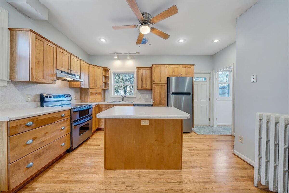 1601 Bluemont AVE SW