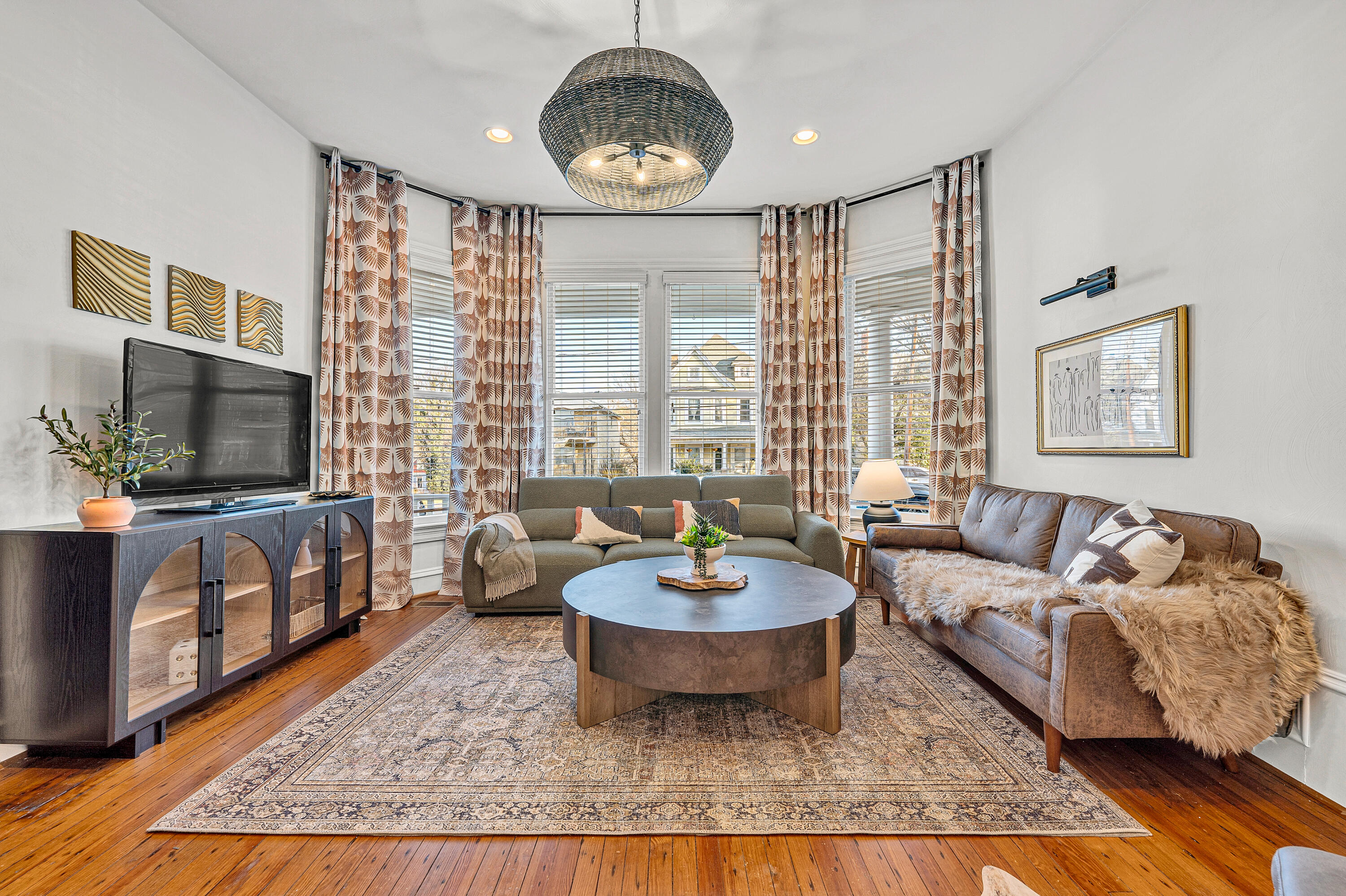 372 Albemarle AVE SW