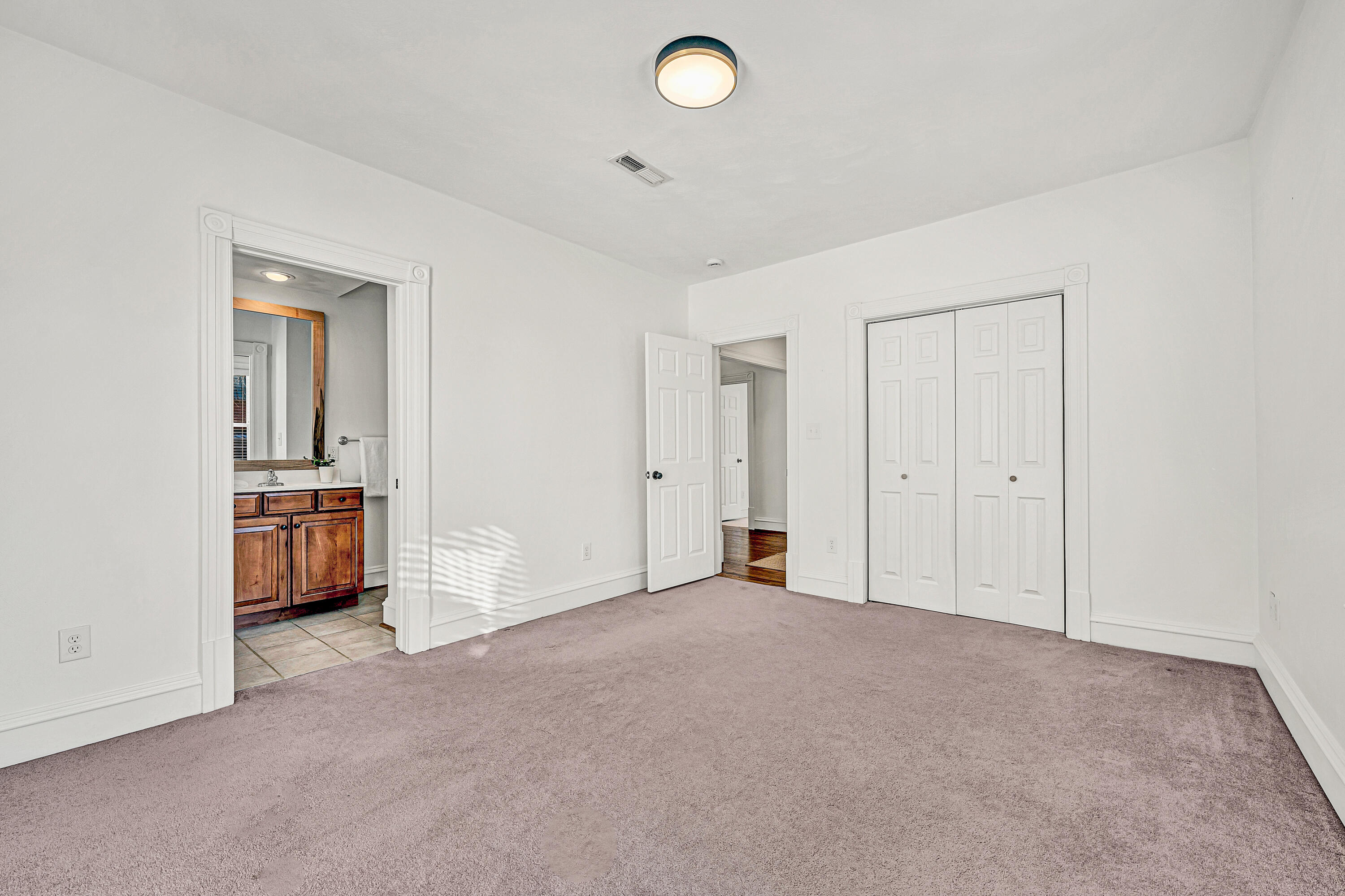 372 Albemarle AVE SW