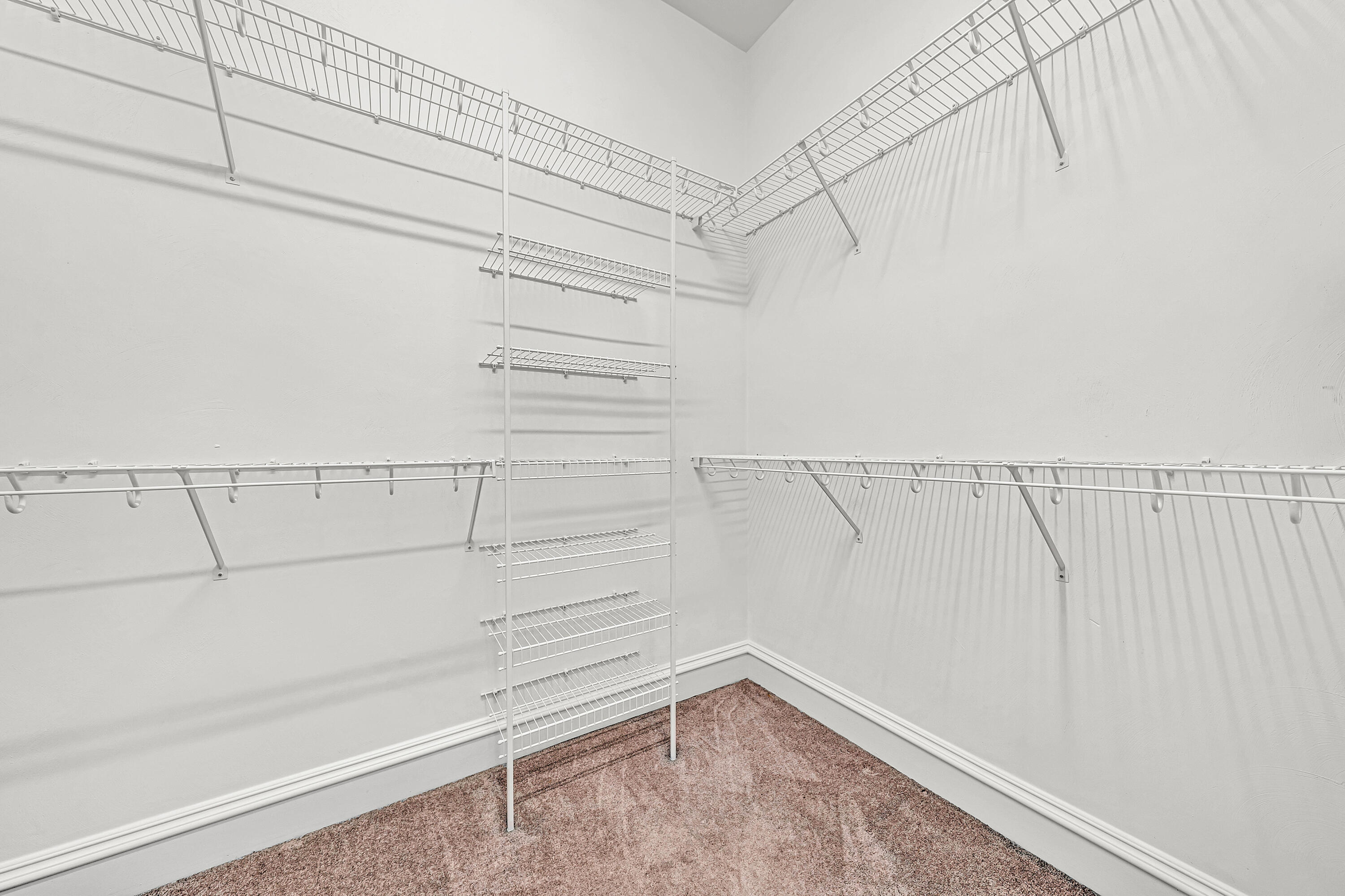 372 Albemarle AVE SW