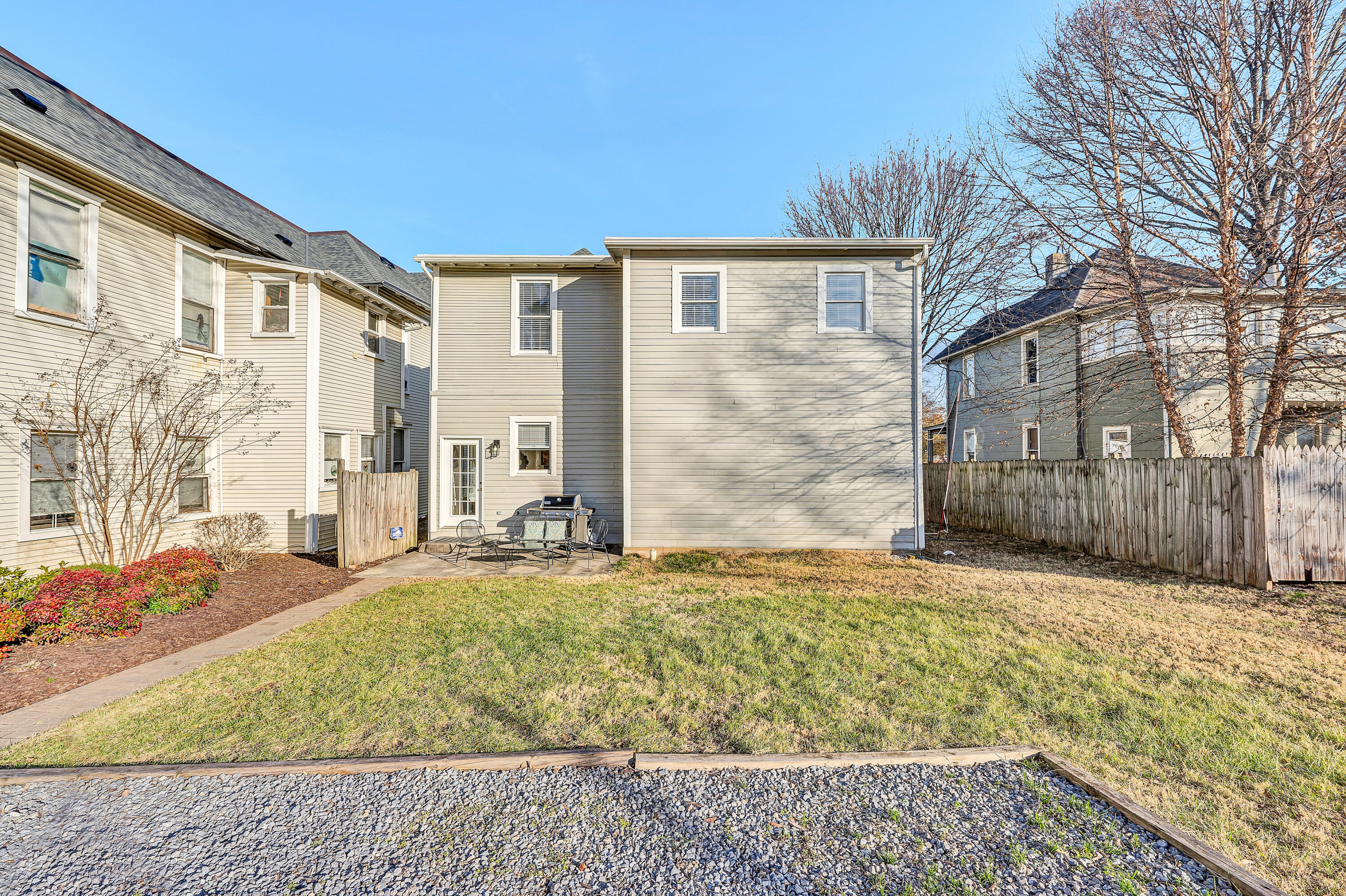 372 Albemarle AVE SW