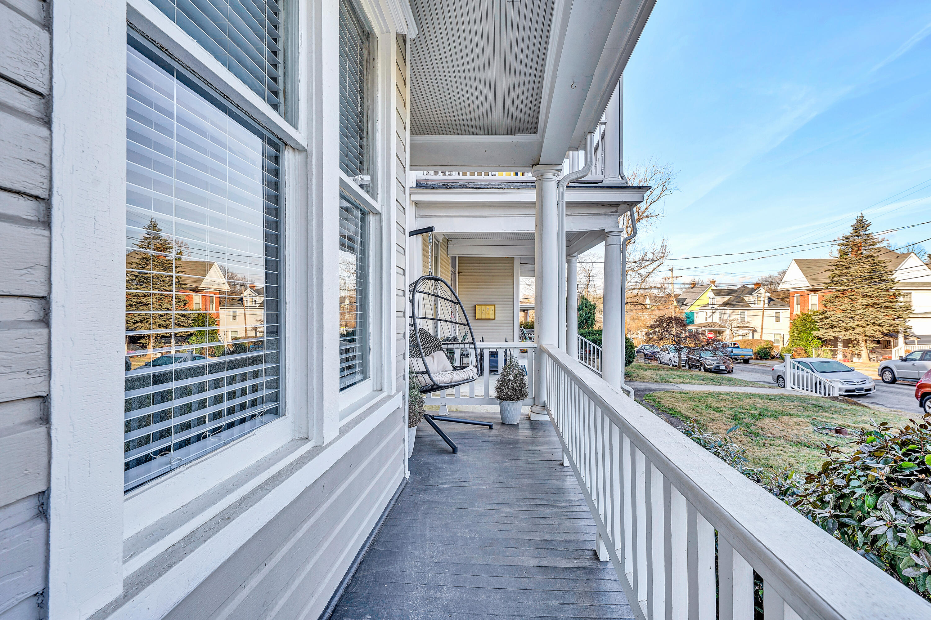 372 Albemarle AVE SW