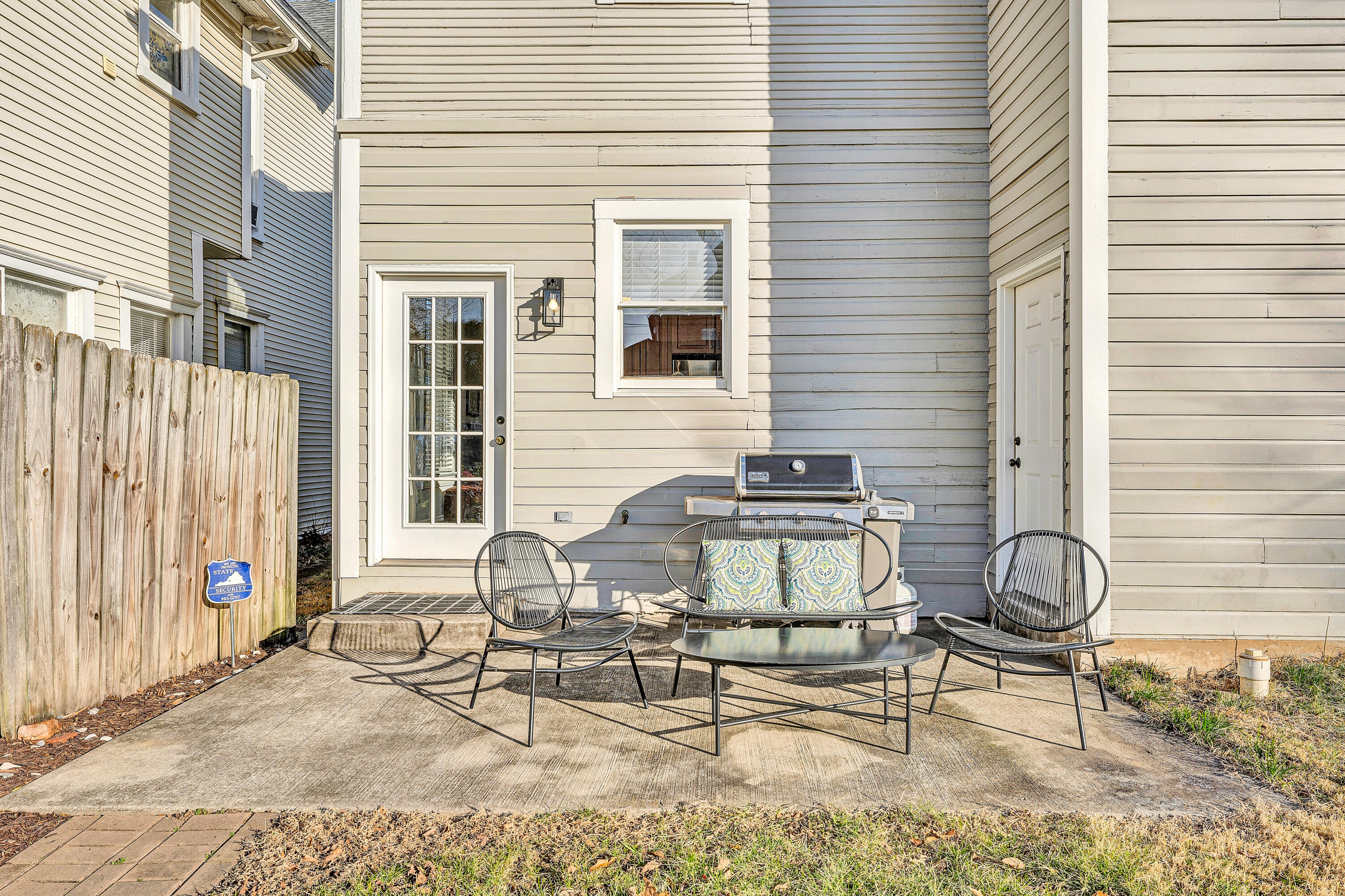 372 Albemarle AVE SW