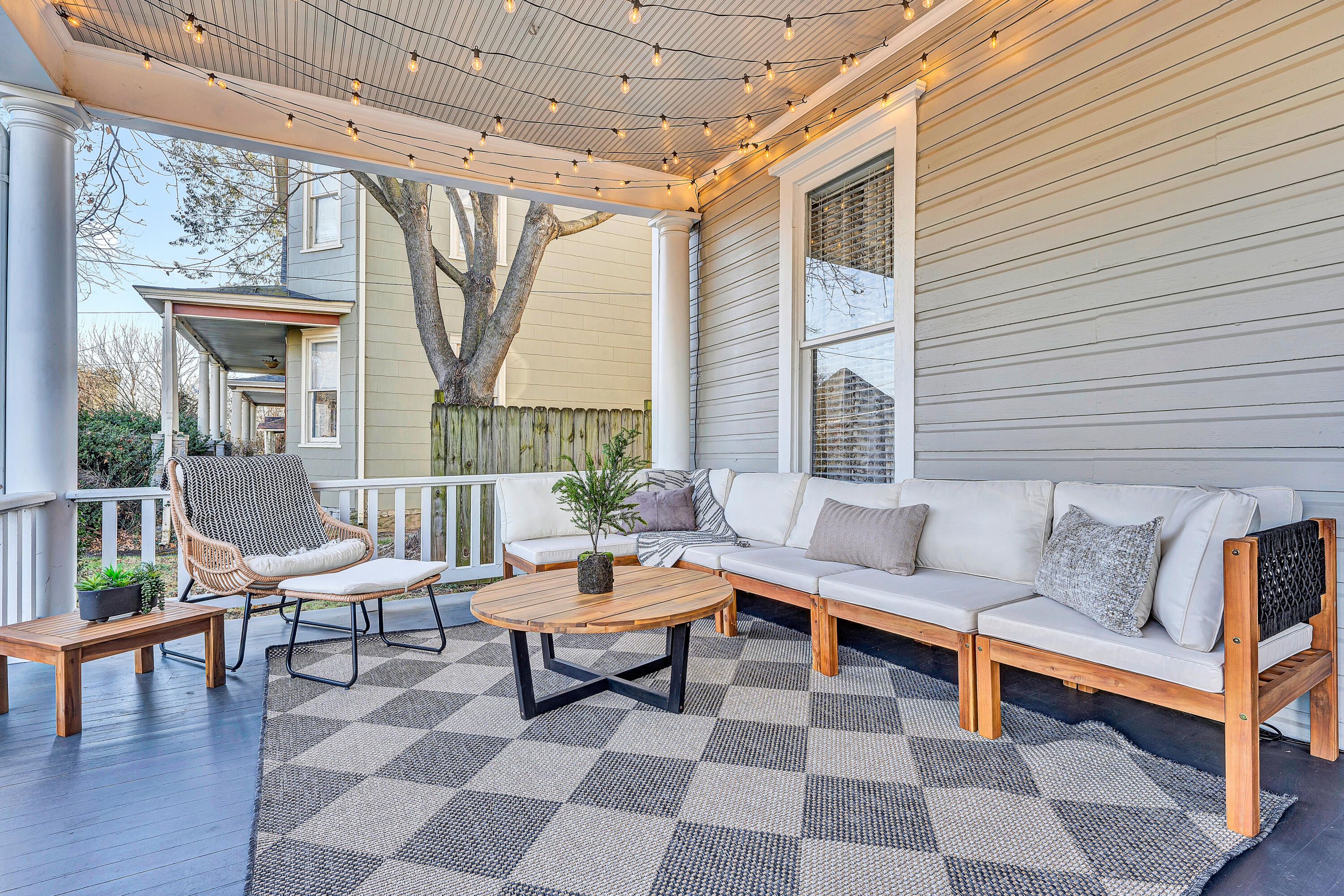 372 Albemarle AVE SW