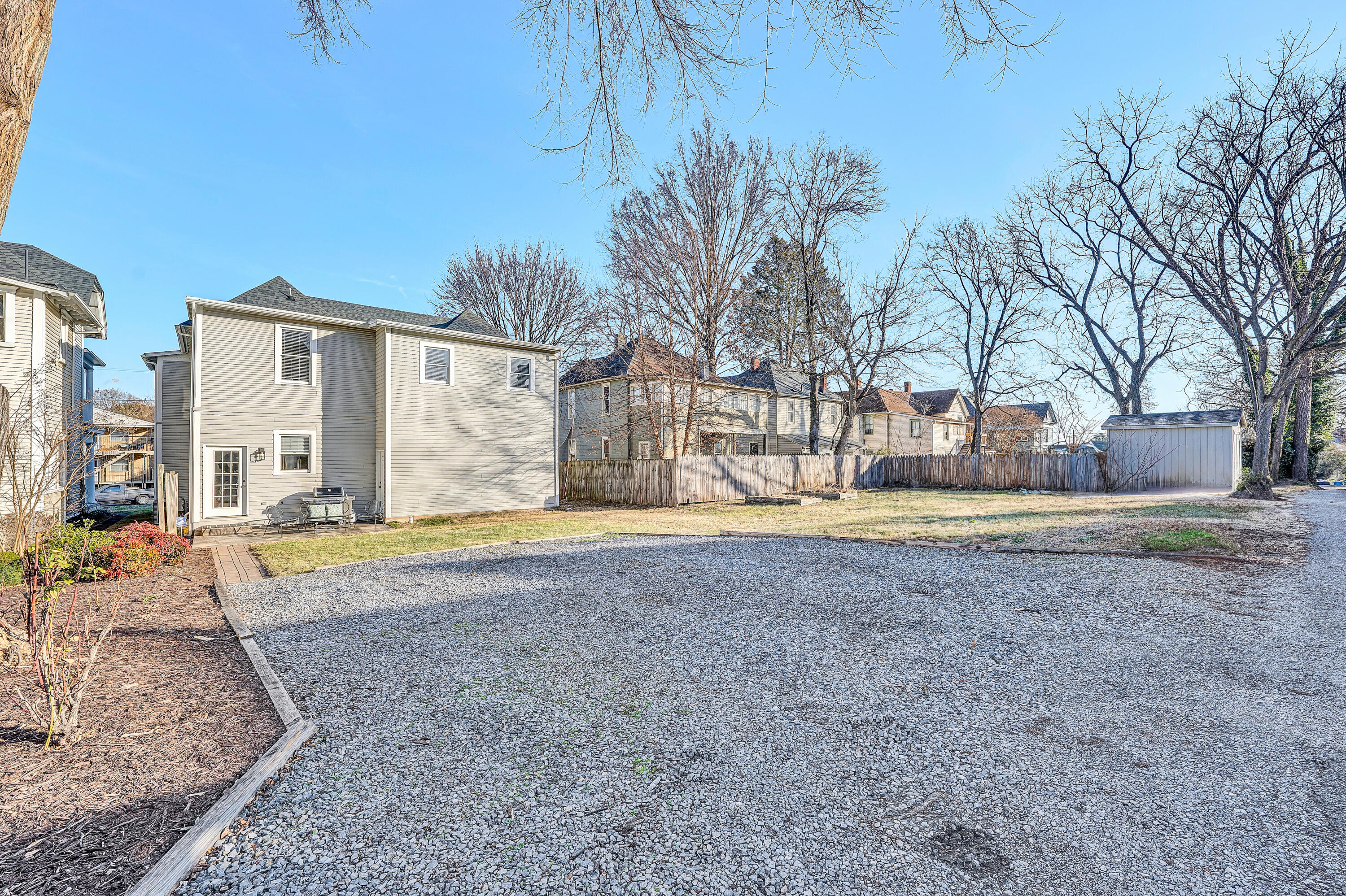 372 Albemarle AVE SW