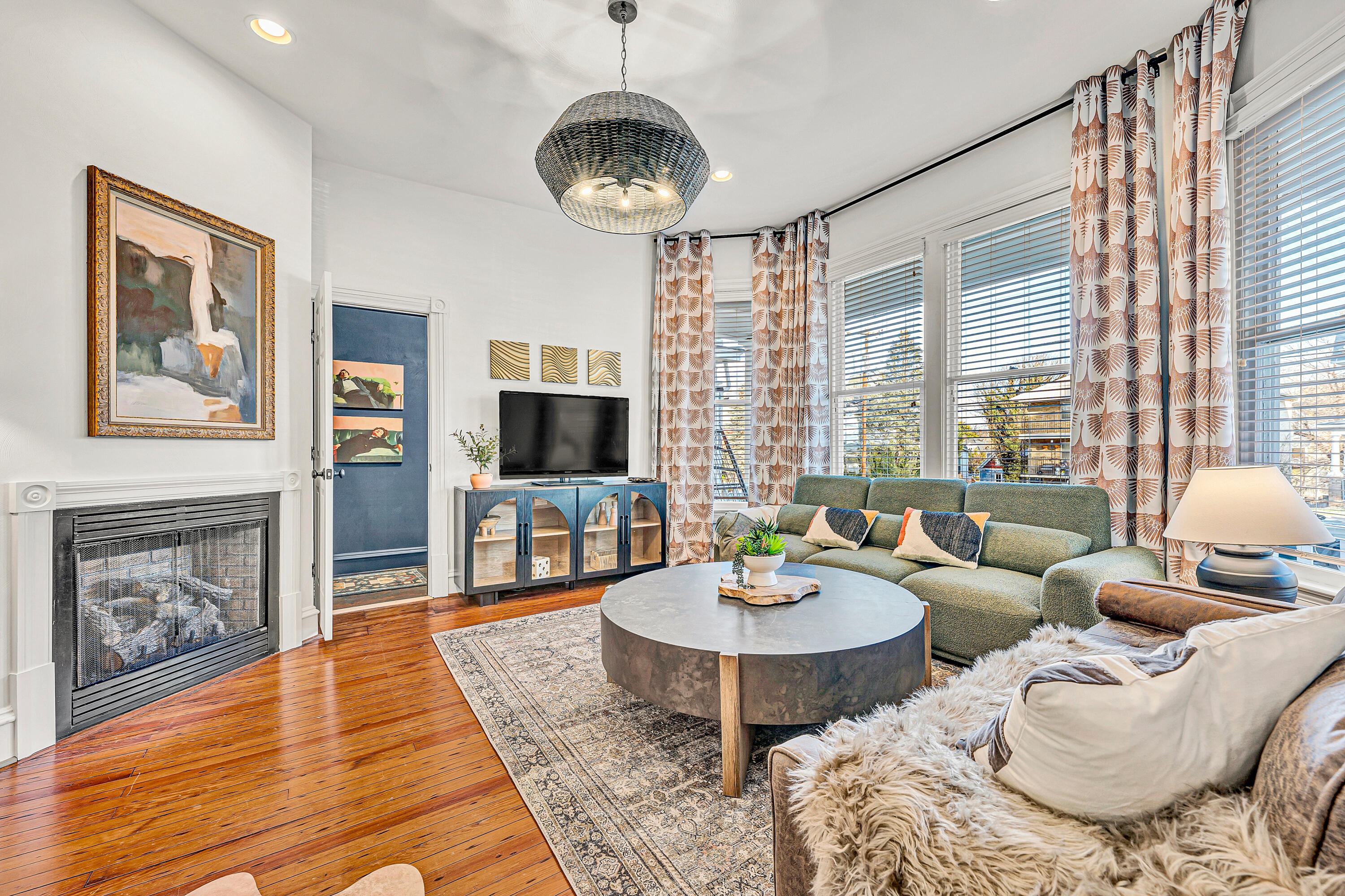 372 Albemarle AVE SW