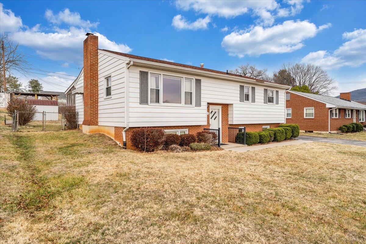 626 Santee RD