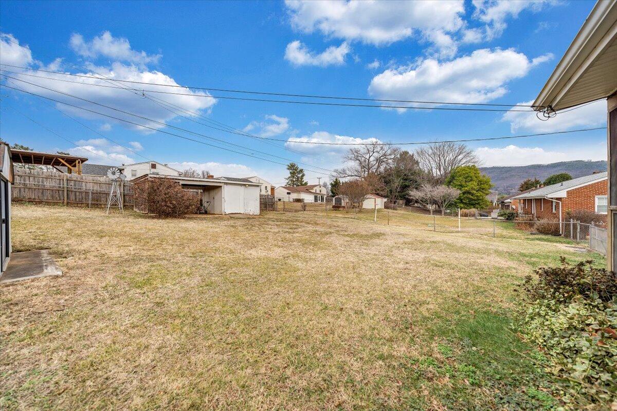626 Santee RD