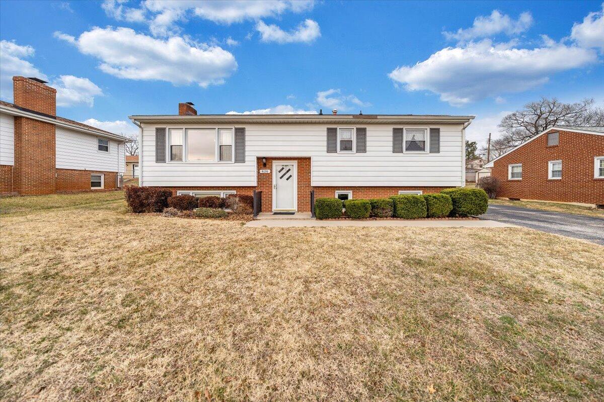 626 Santee RD