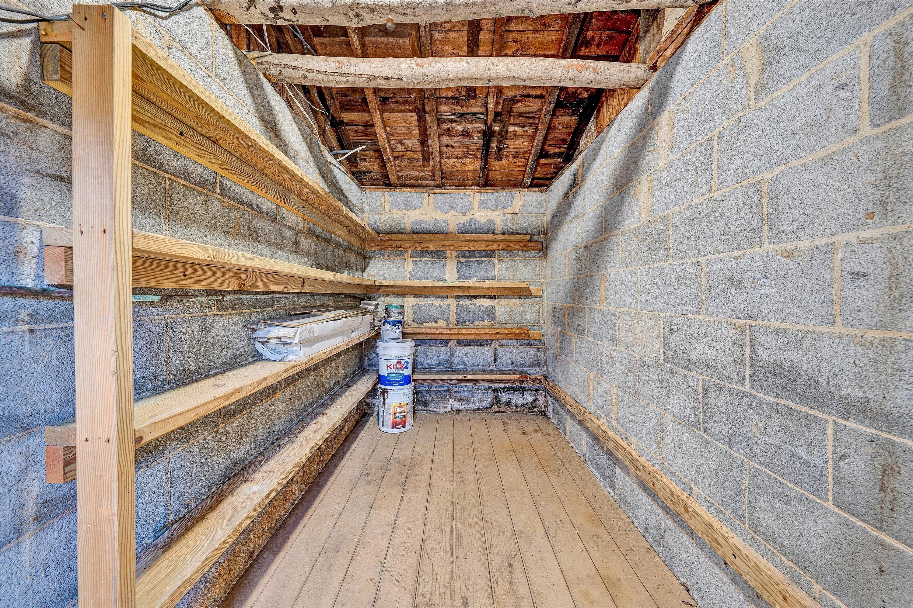 1944 Blue Ridge Springs RD